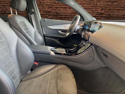 MERCEDES-BENZ EQC 400 AMG Line 4Matic
