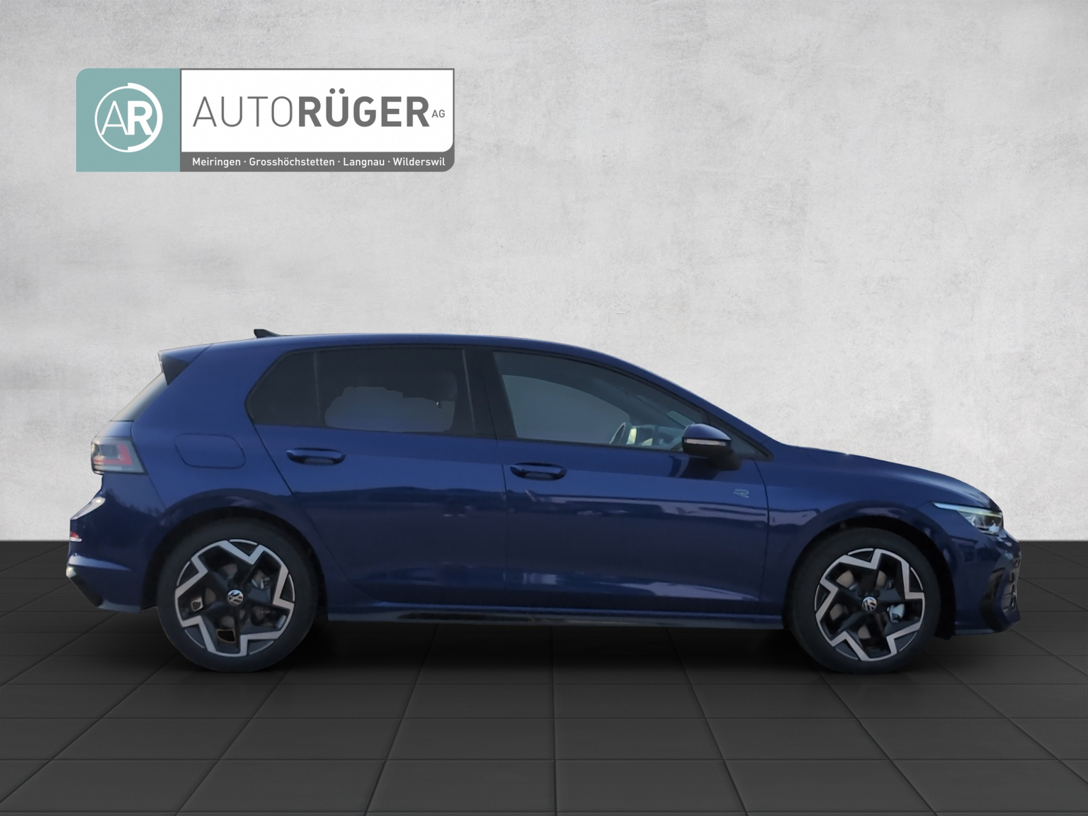 VW Golf 2.0 TSI R-Line DSG 4 Motion