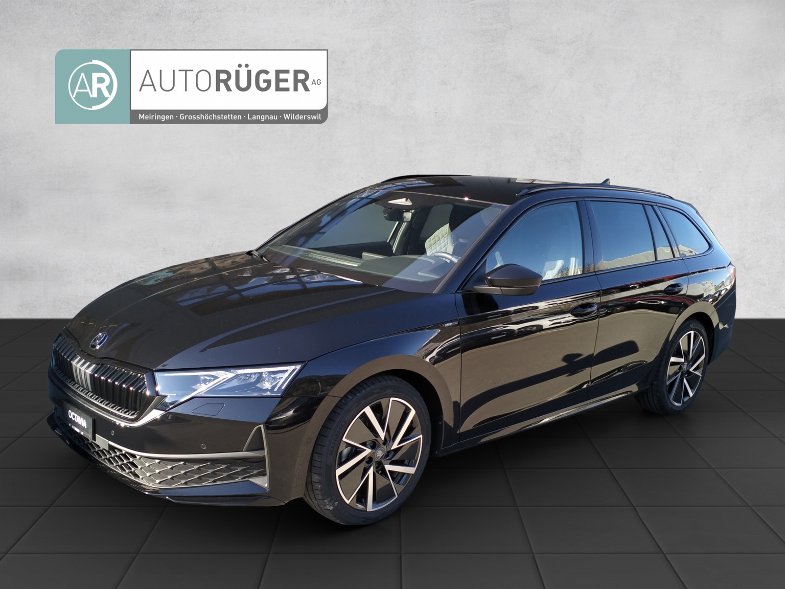 SKODA Octavia Combi 2.0 TSI DSG Dynamic 4x4