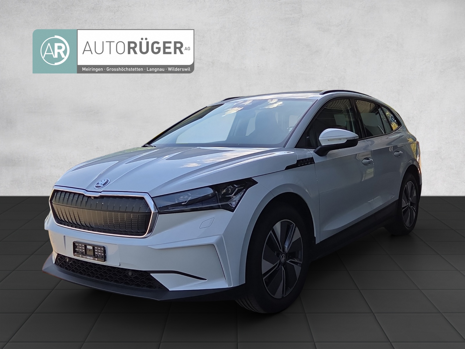 SKODA Enyaq iV 60 // gepflegtes Fahrzeug 8-fach bereift, im Kundenauftrag zu verkaufen