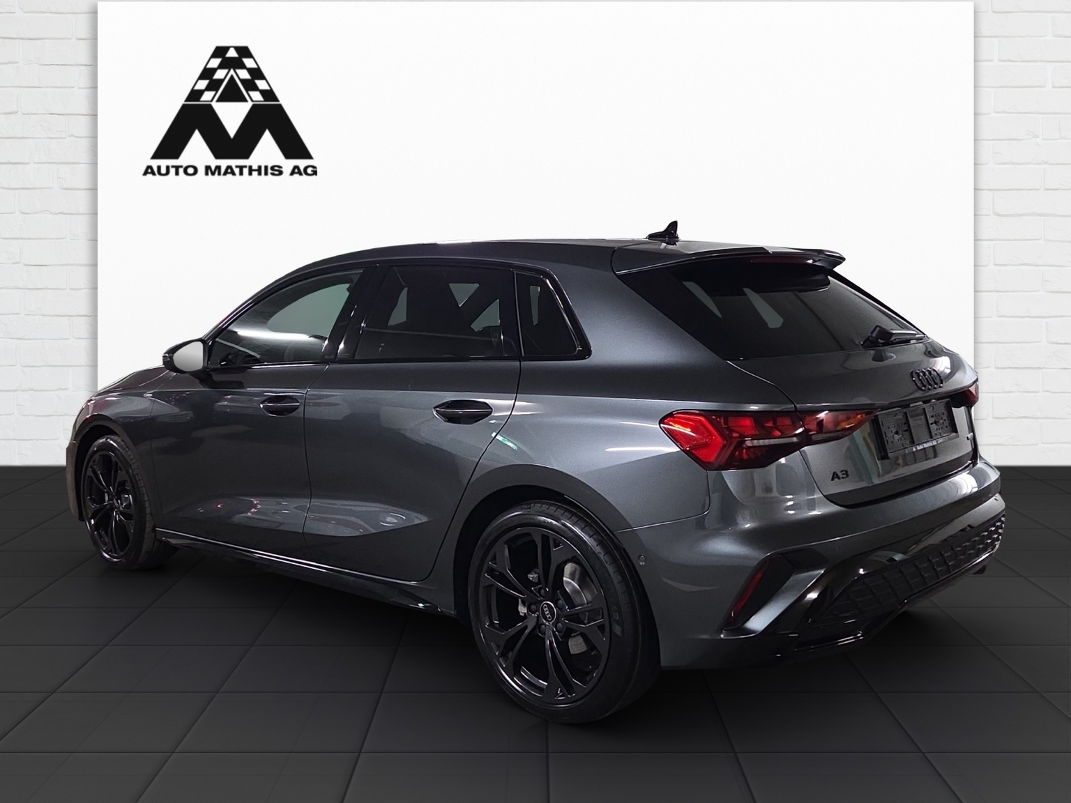 AUDI A3 Sportback TFSI 150 kW quattro S line S tronic