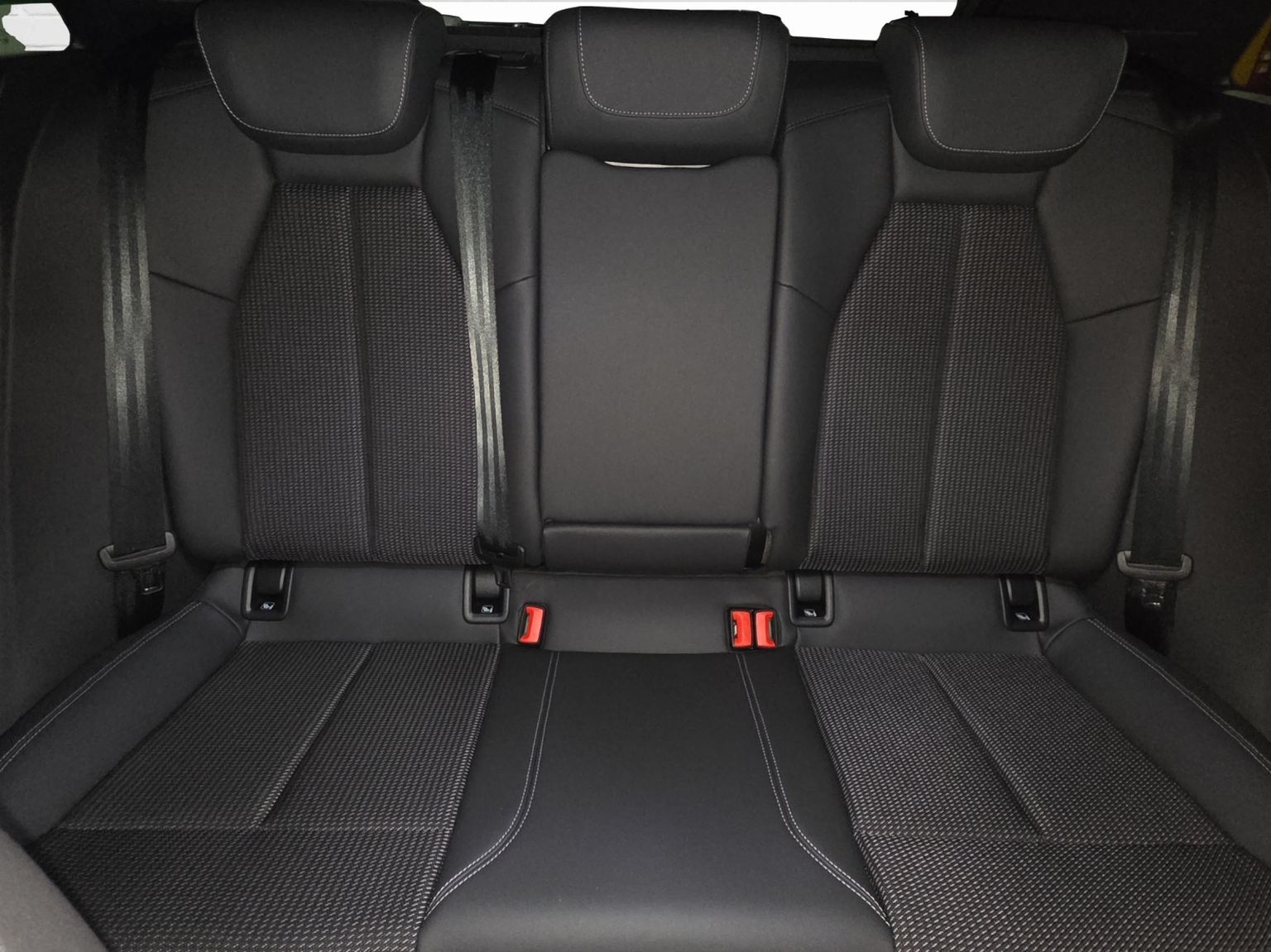 AUDI A3 Sportback TFSI 150 kW quattro S line S tronic