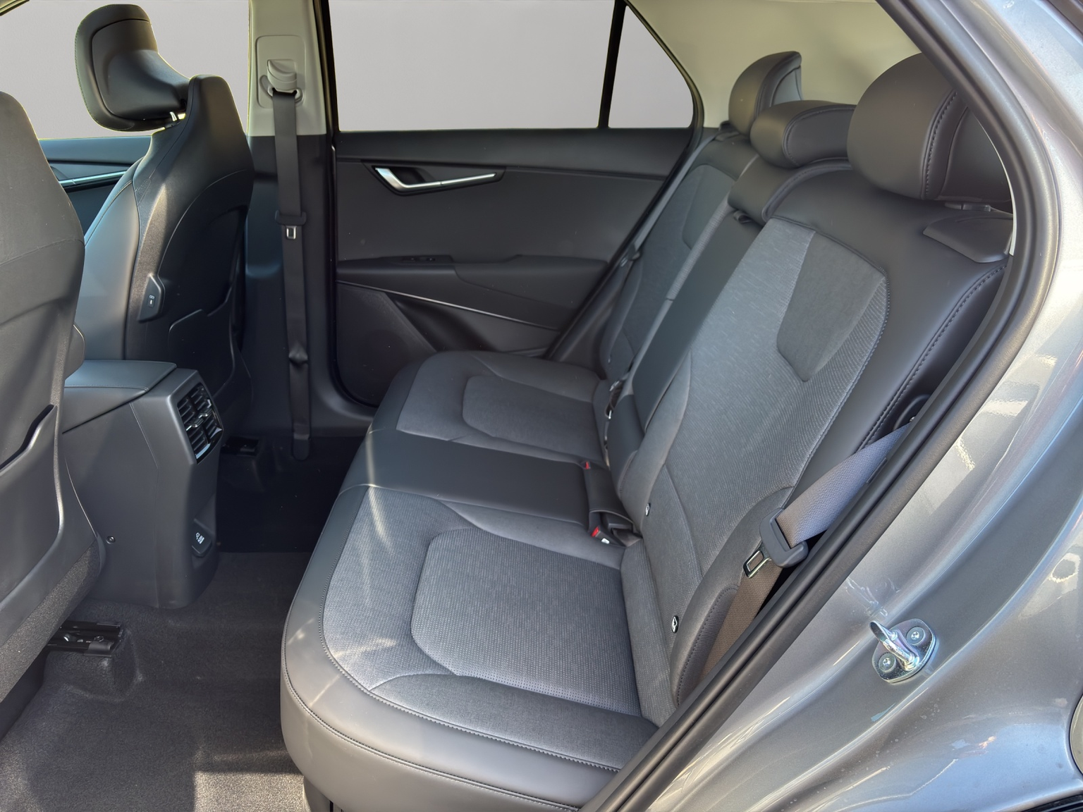 KIA Niro 1.6GDi Hybrid Style DCT / elektr. Glasschiebedach / Pack Style / Power-Leasing 0.99%