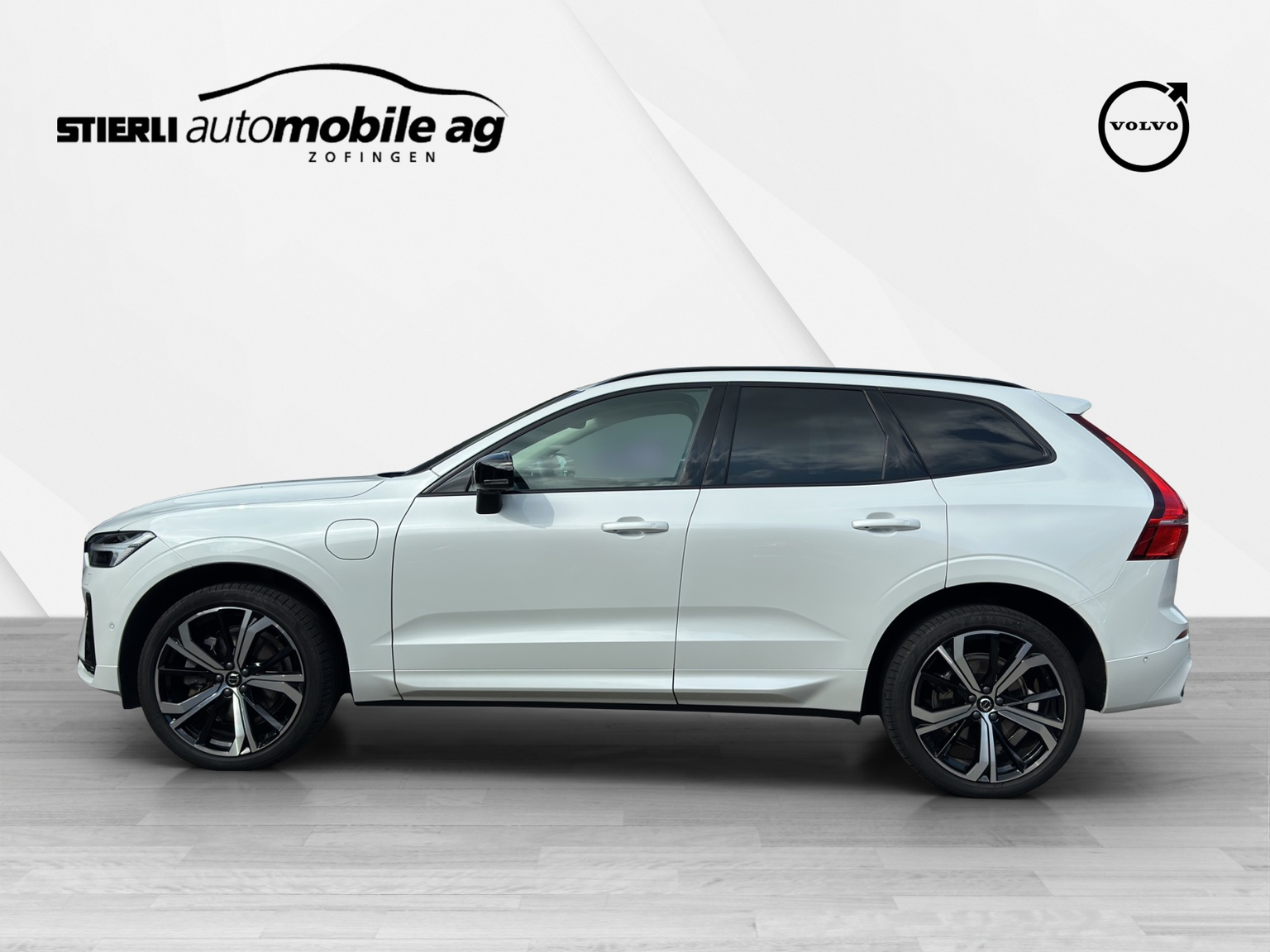 VOLVO XC60 2.0 T6 TE Ultra Dark eAWD