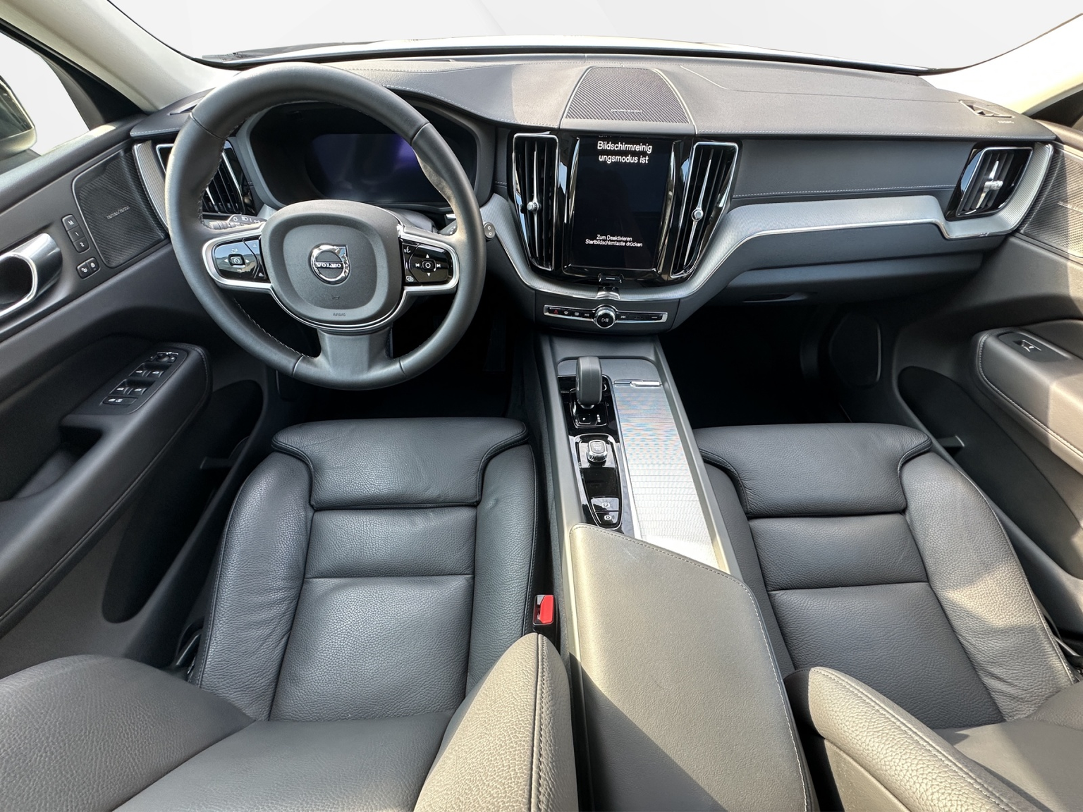 VOLVO XC60 2.0 T6 TE Ultra Dark eAWD