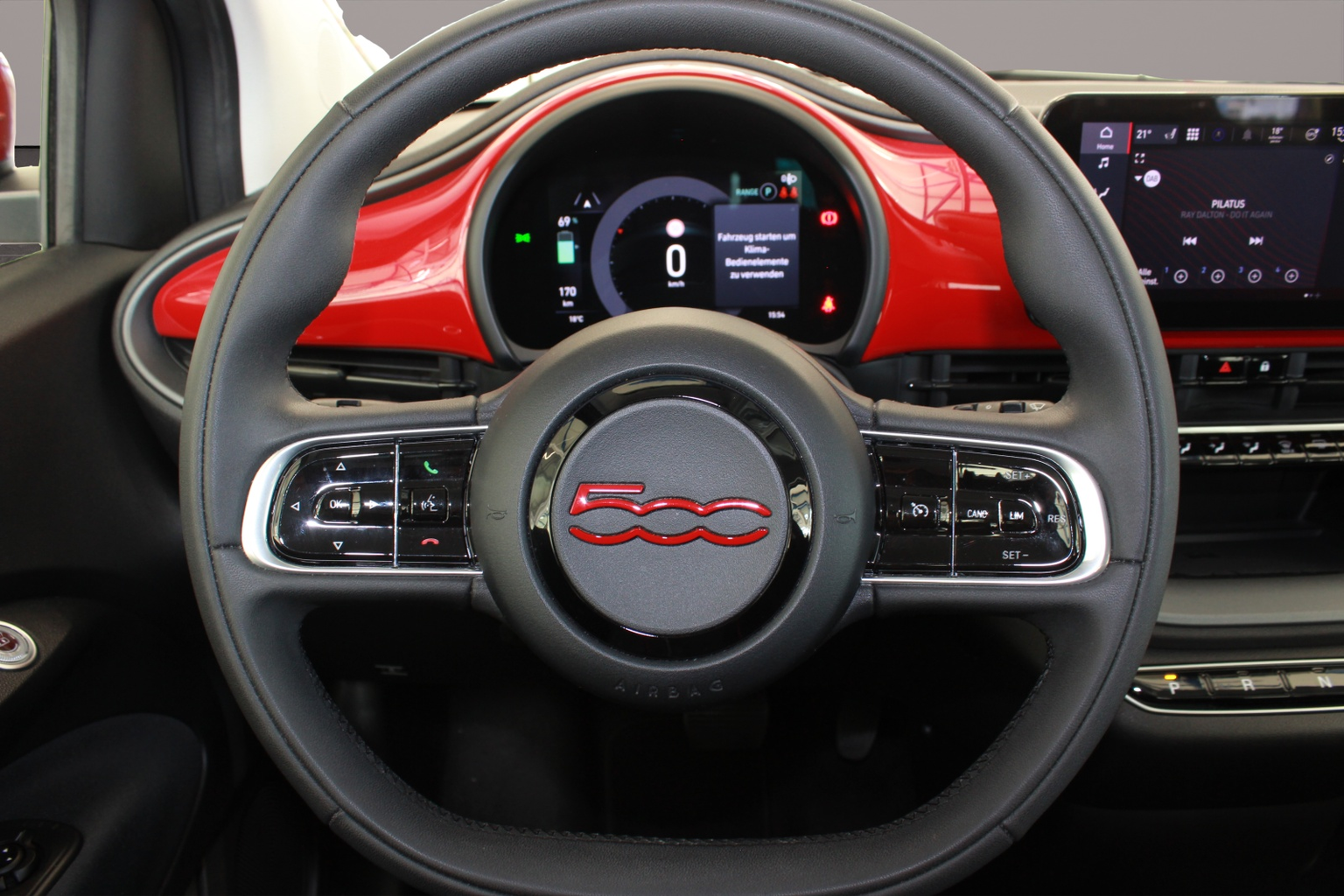 FIAT 500 electric 87 kW Red