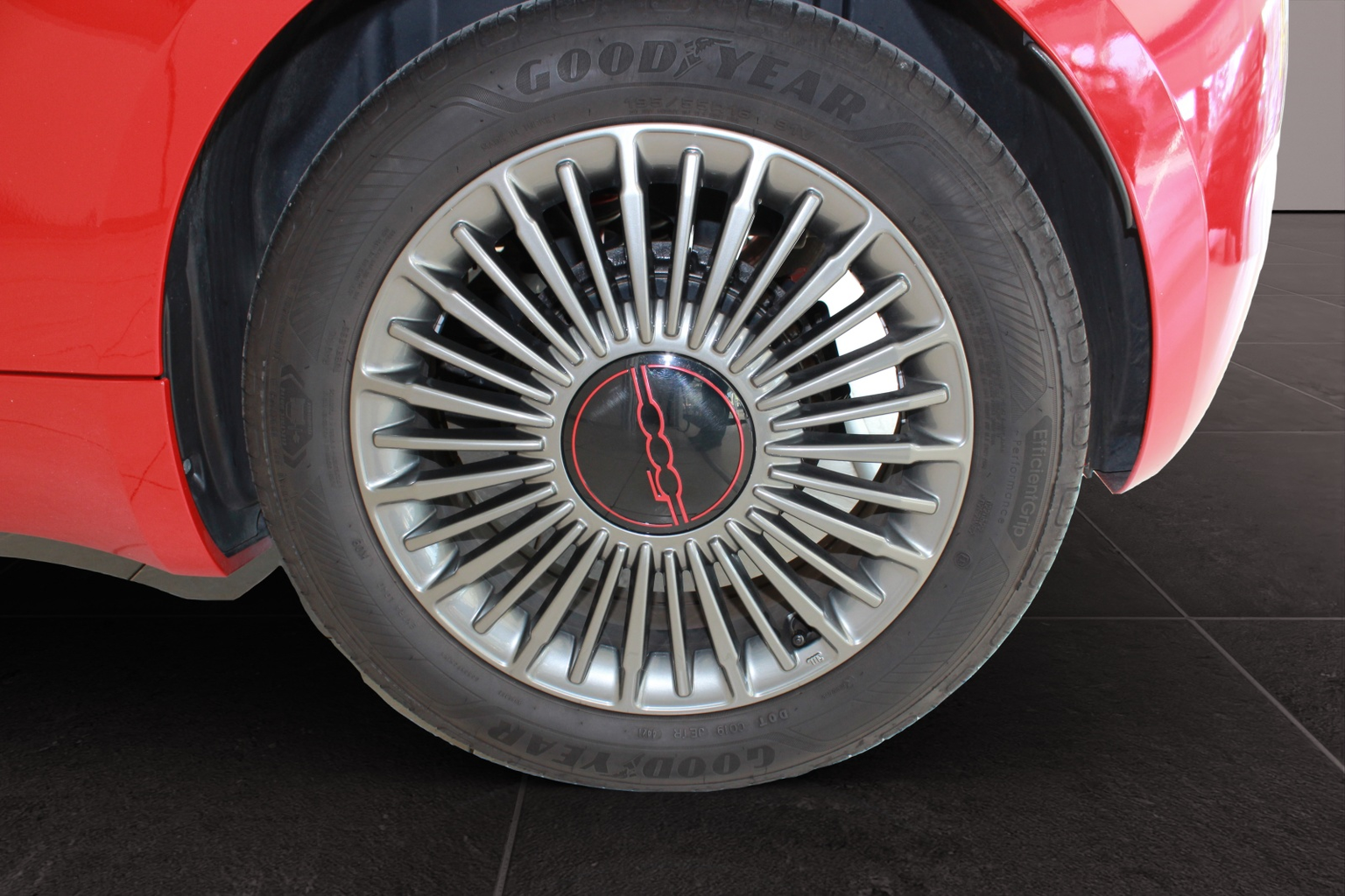 FIAT 500 electric 87 kW Red