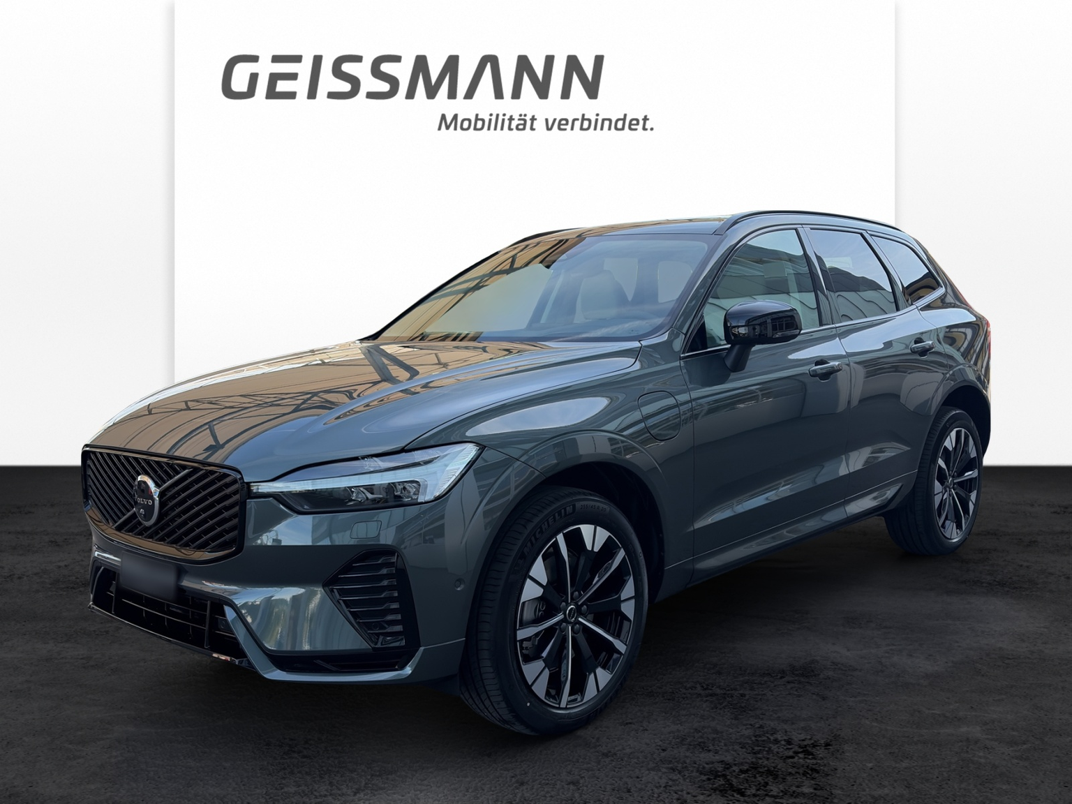VOLVO XC60 2.0 T6 TE Ultra Dark eAWD