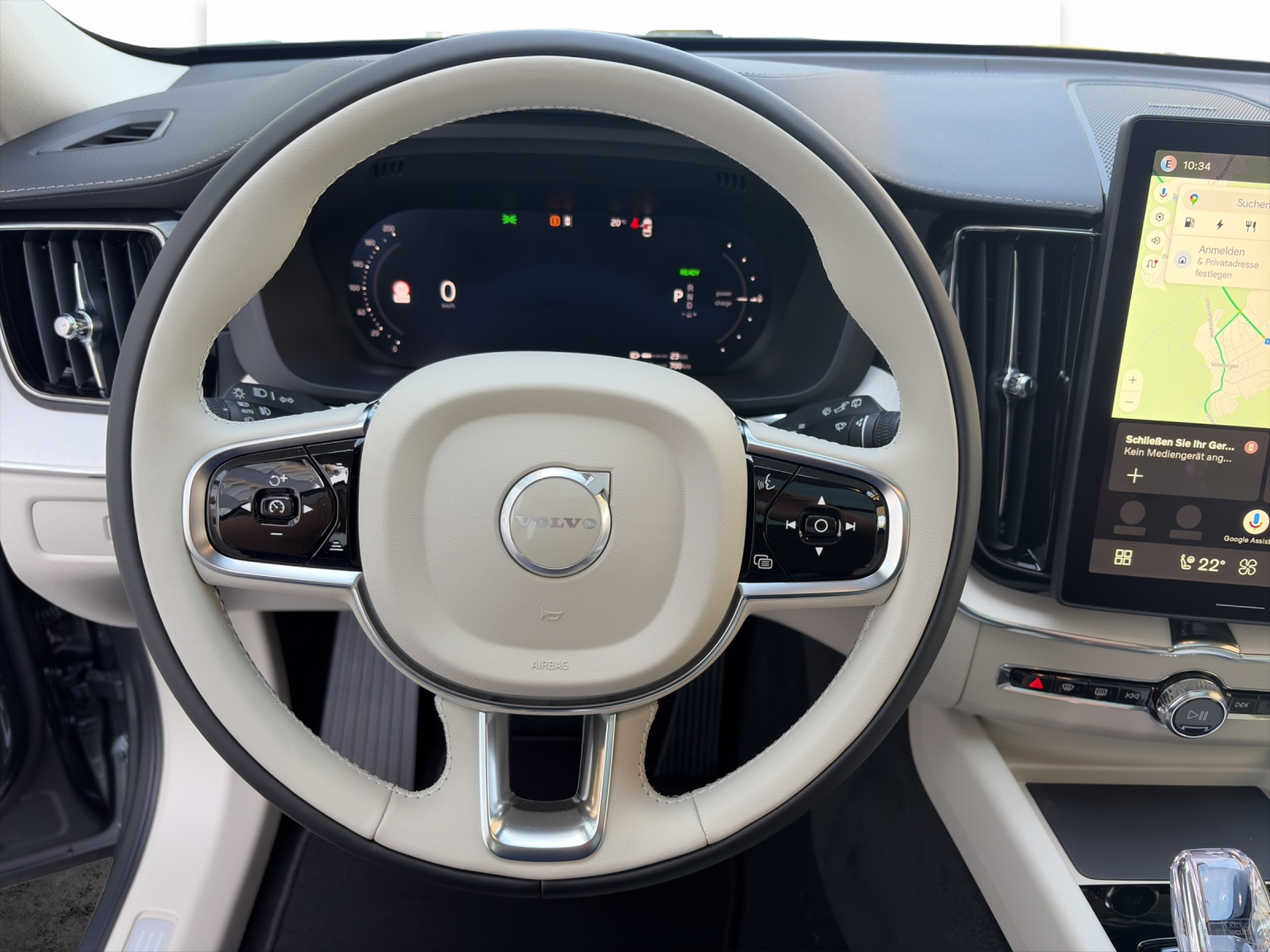 VOLVO XC60 2.0 T6 TE Ultra Dark eAWD