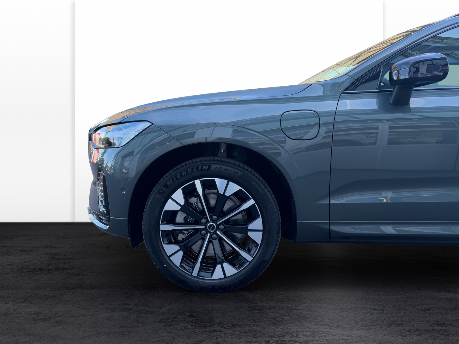VOLVO XC60 2.0 T6 TE Ultra Dark eAWD