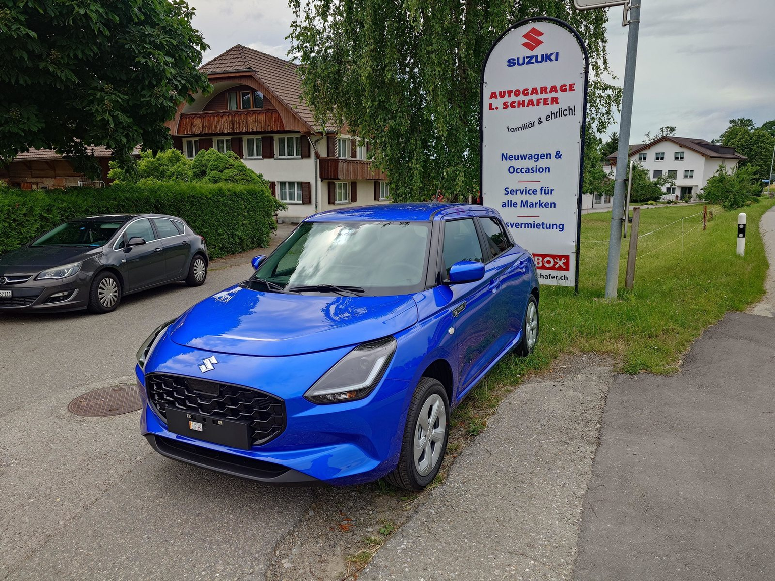 SUZUKI Swift 1.2 Sakura Hybrid 4x4