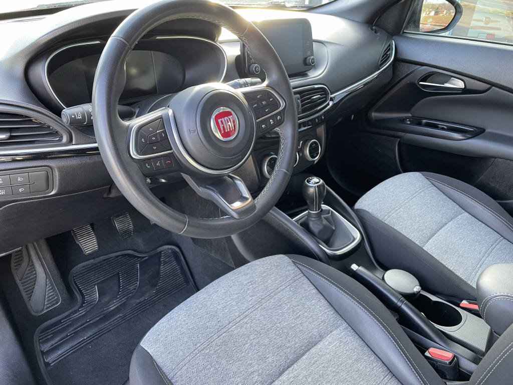 FIAT Tipo 1.0 T3 Cross