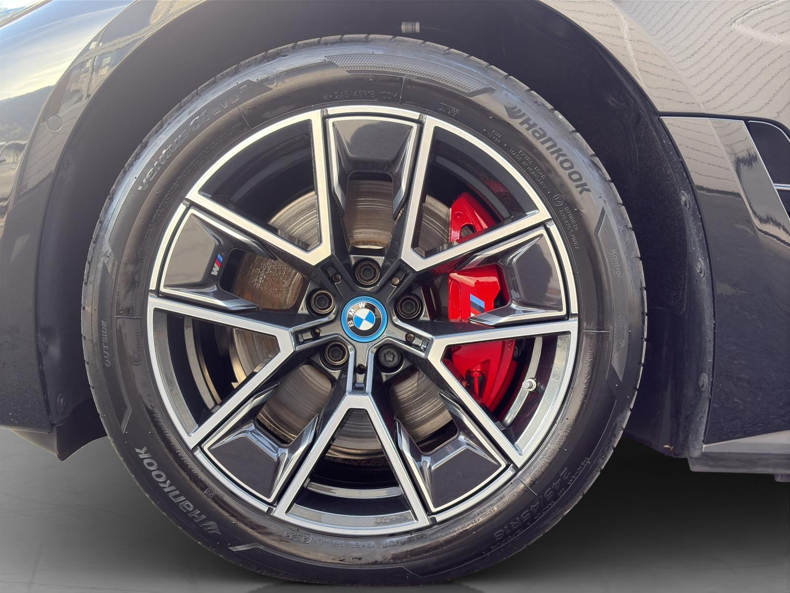BMW i4 M50
