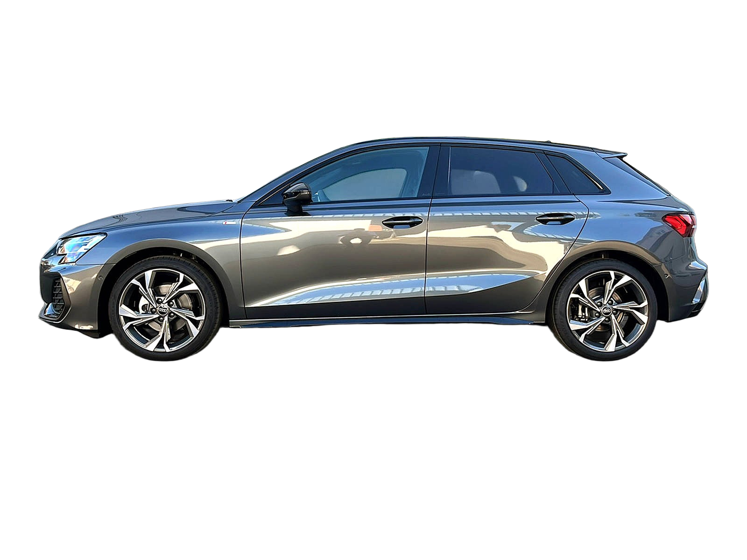 AUDI A3 Sportback TFSI 110 kW S line Attraction S tronic Daytongrau Perleffekt
