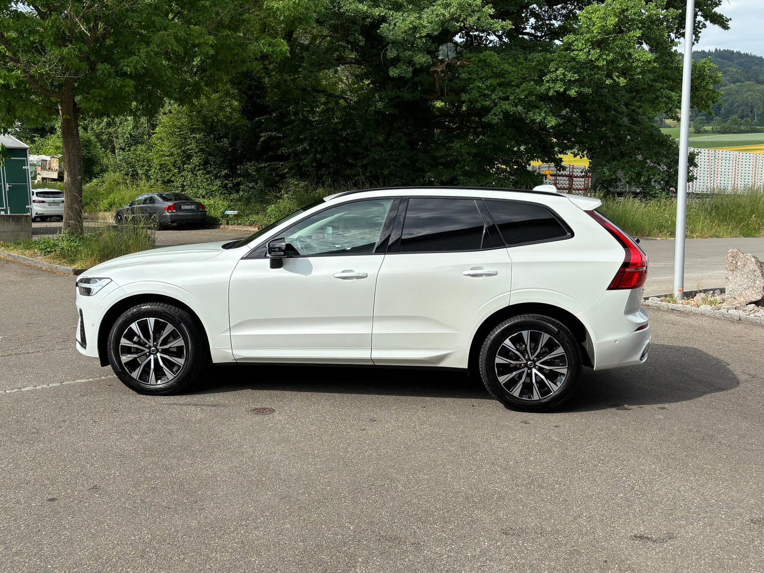 VOLVO XC60 2.0 B5 MH Plus Dark AWD