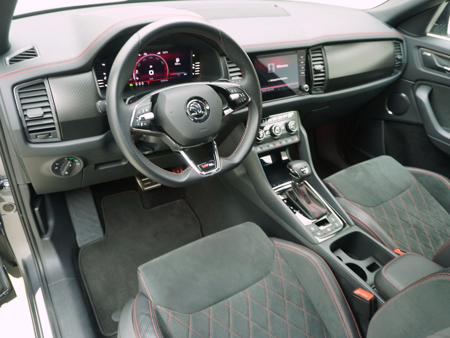 SKODA Kodiaq 2.0 TSI DSG RS 4X4