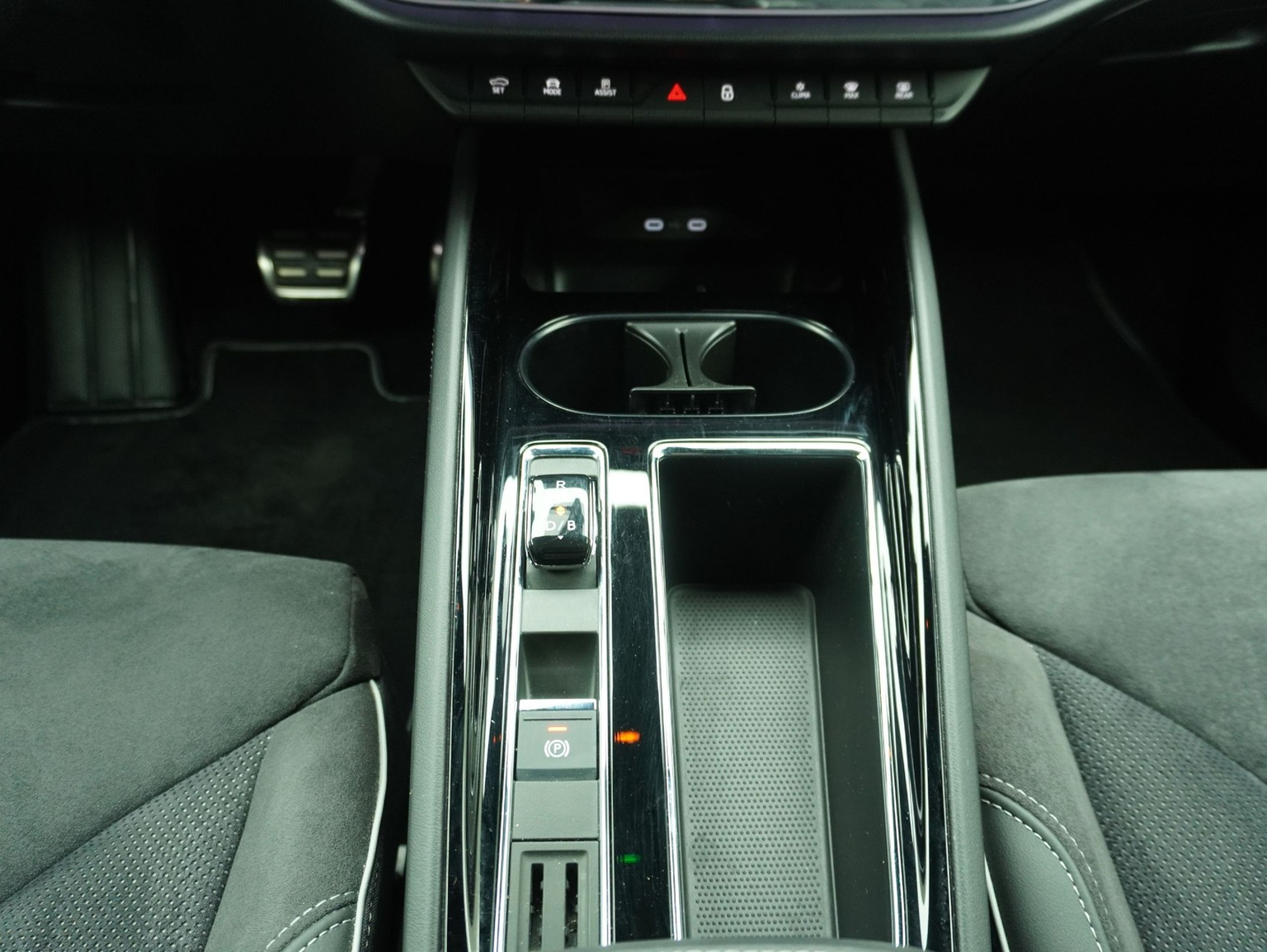 SKODA Enyaq iV 80x Sport Line