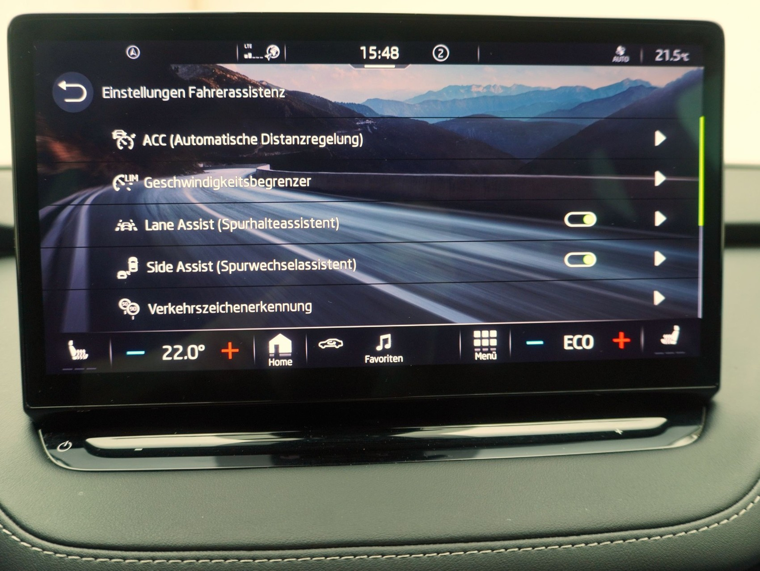 SKODA Enyaq iV 80x Sport Line
