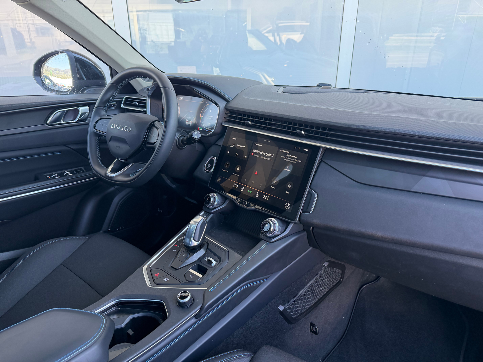 LYNK & CO 01 PHEV