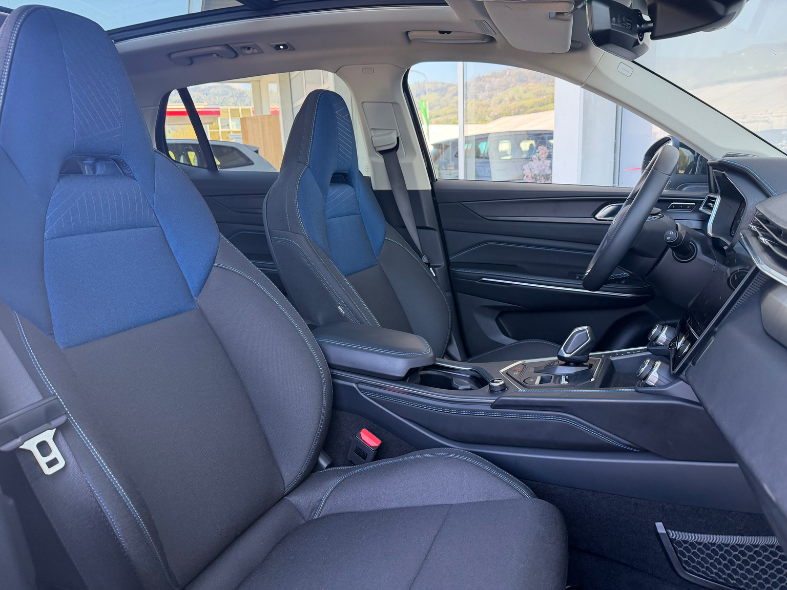 LYNK & CO 01 PHEV