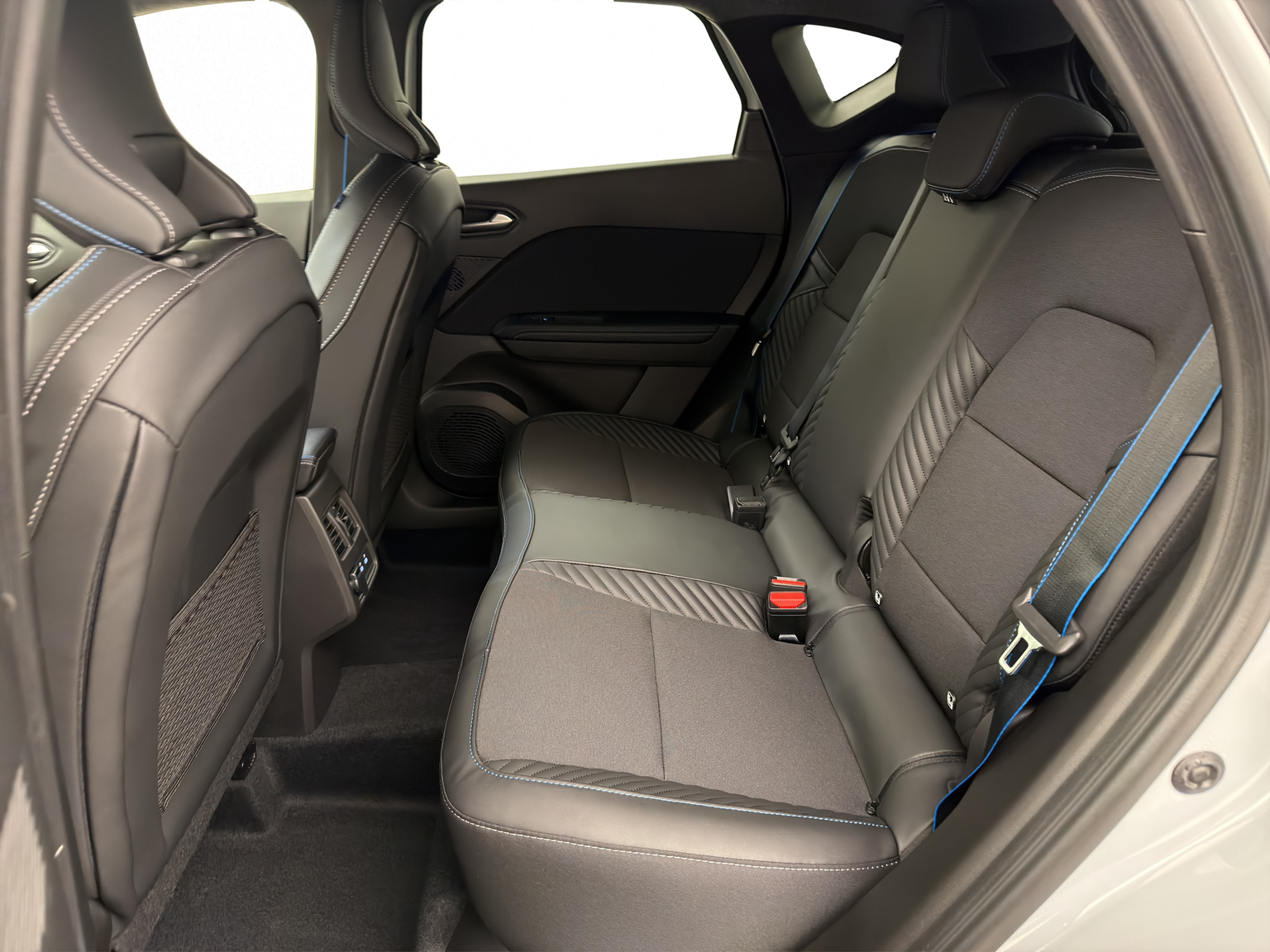 RENAULT Captur 1.8 E-Tech esprit Alpine
