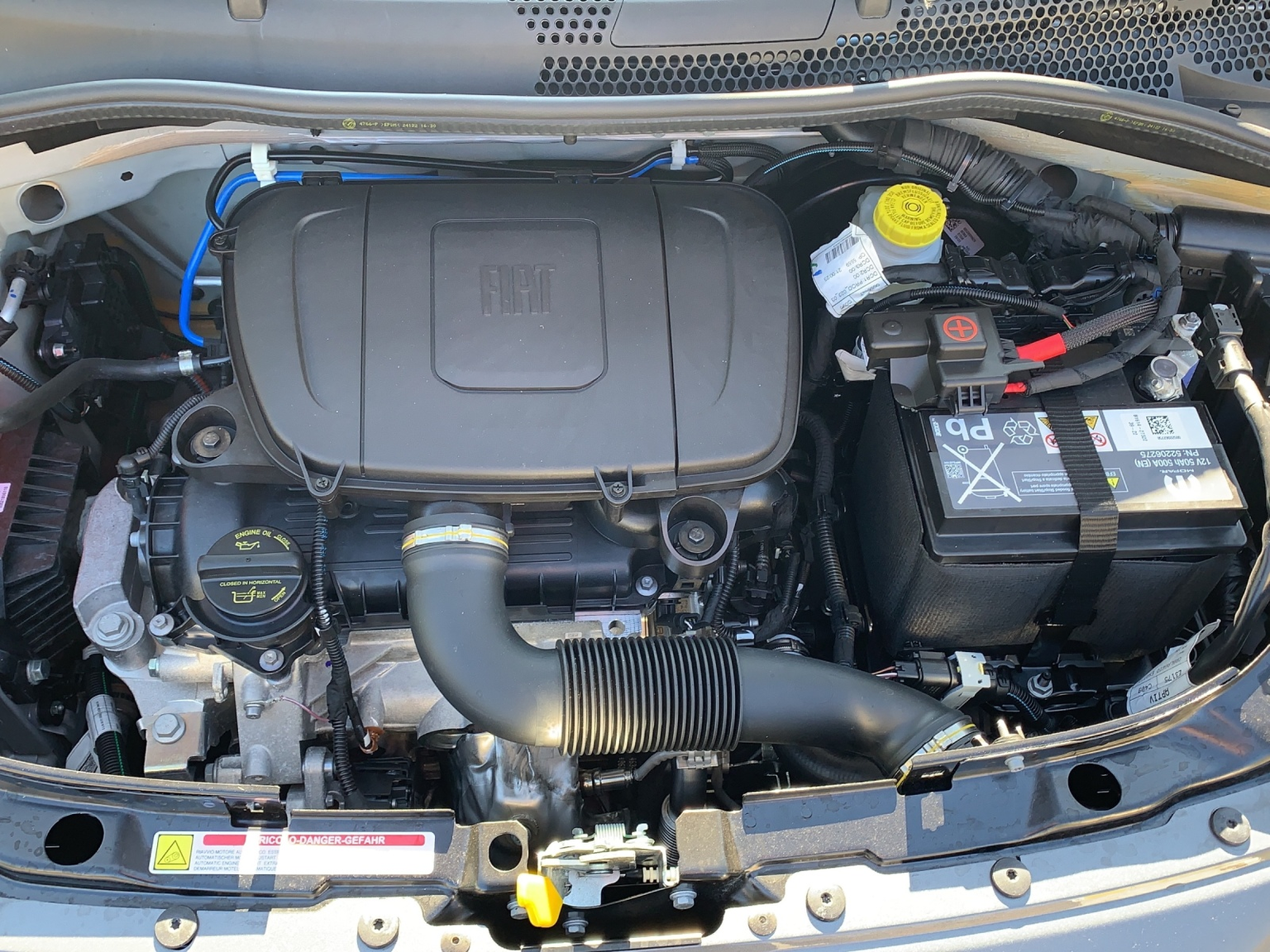FIAT 500 1.0 Hybrid Dolcevita