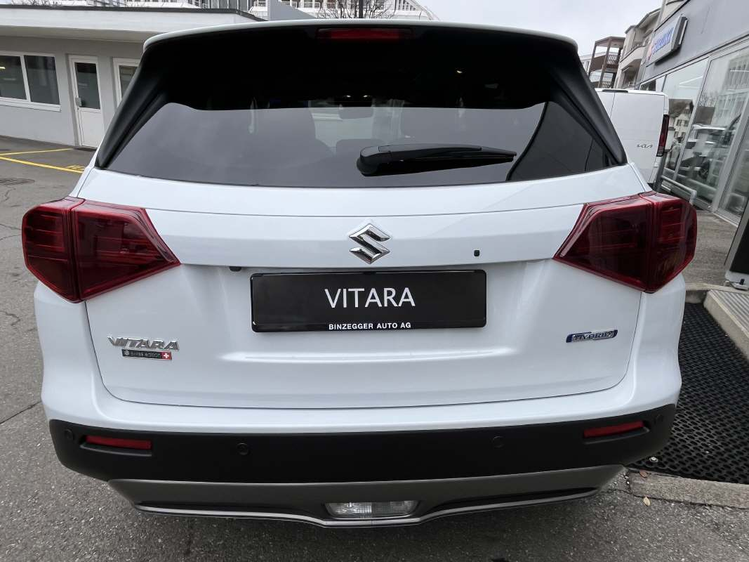 SUZUKI Vitara 1.4 T Sakura Top Hybrid 4x4