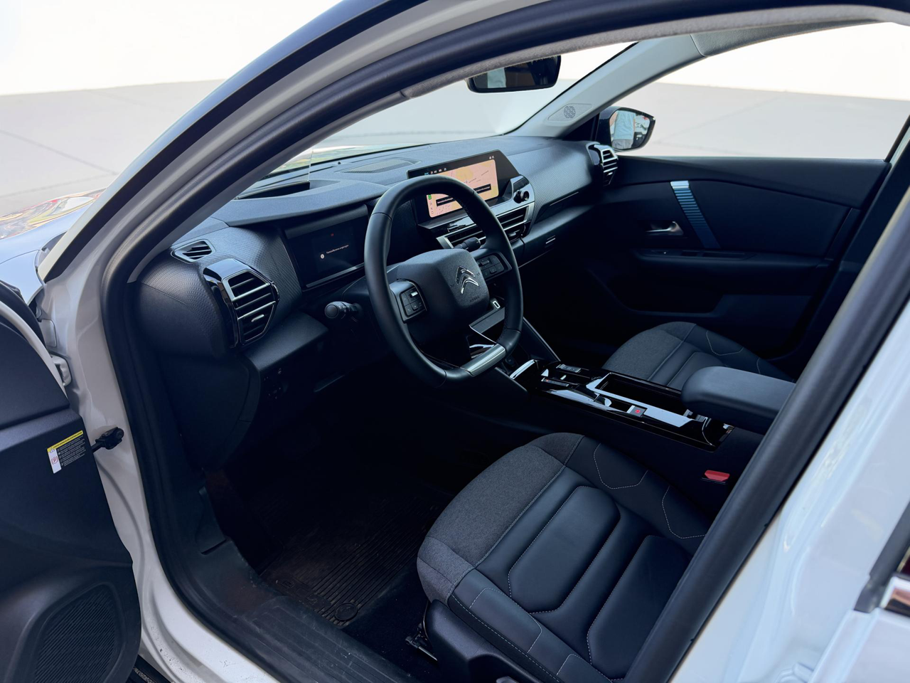 CITROEN E-C4 X