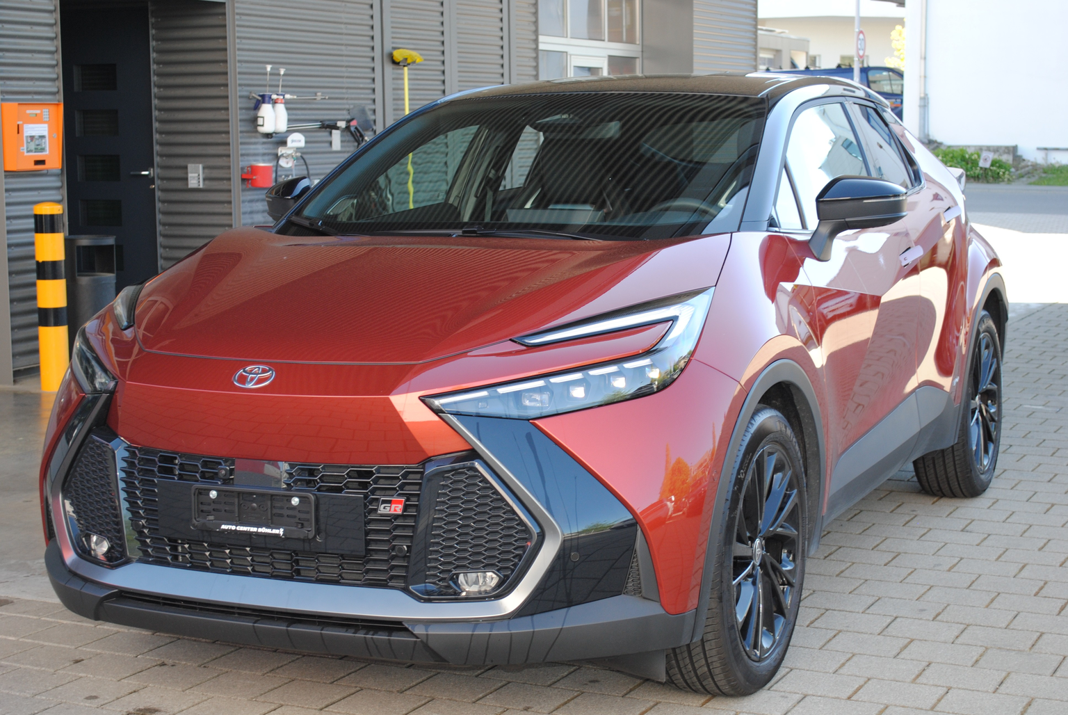 TOYOTA C-HR 2.0 HSD CVT GR Sport 4WD