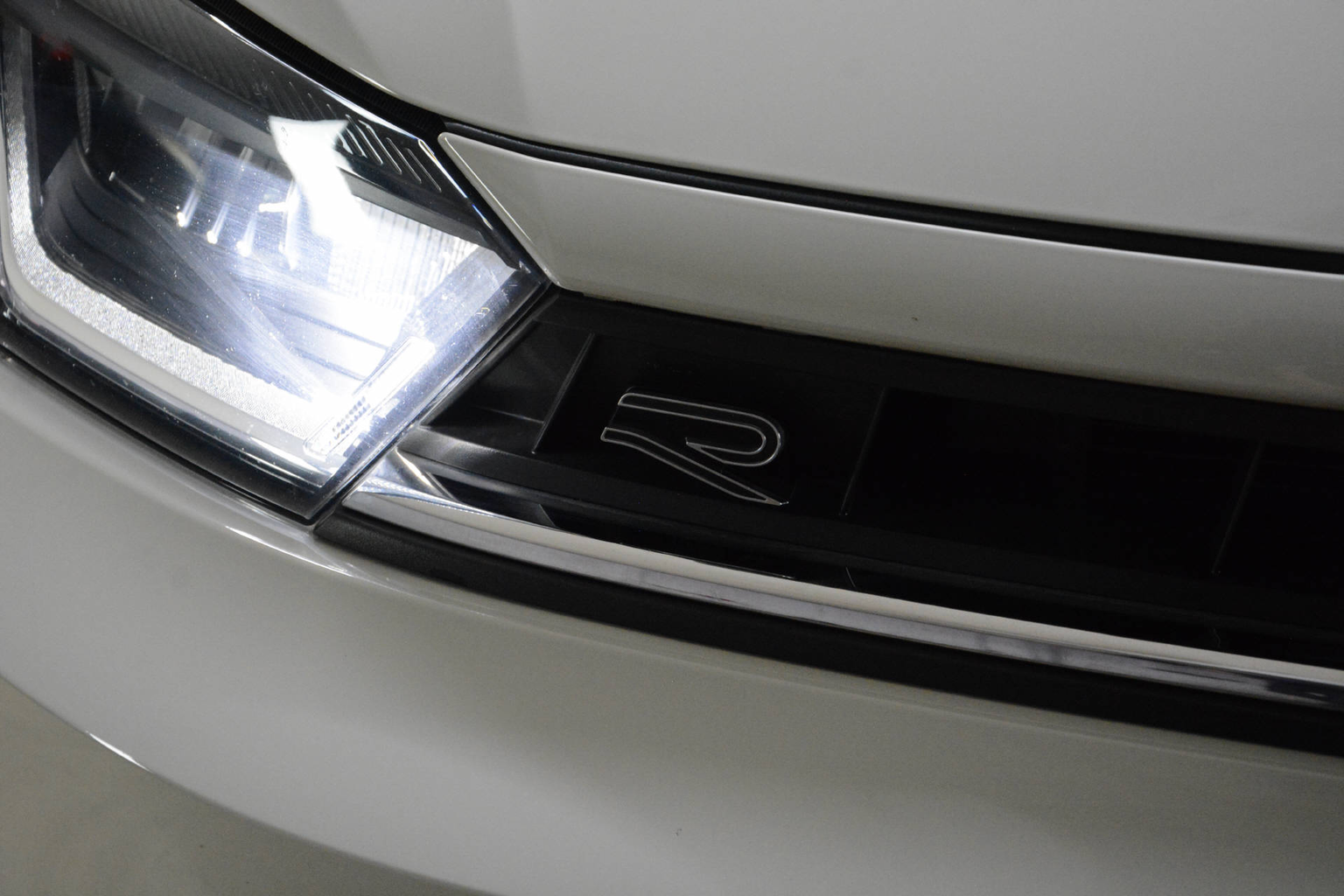 VW Polo 1.0 TSI R-Line DSG