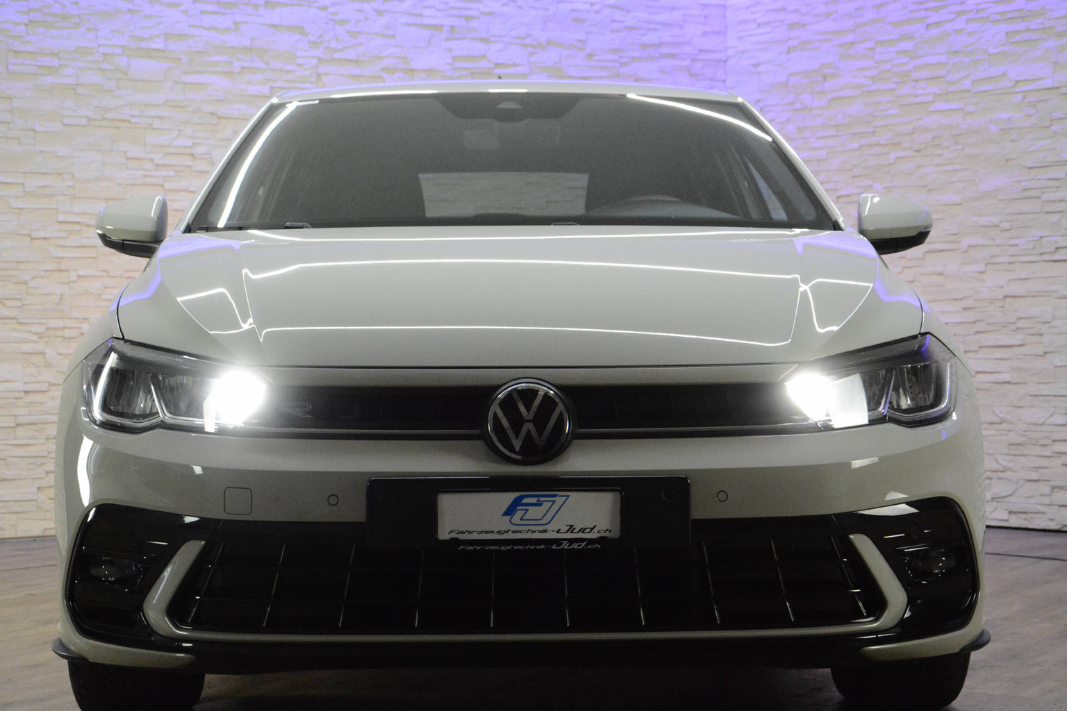 VW Polo 1.0 TSI R-Line DSG