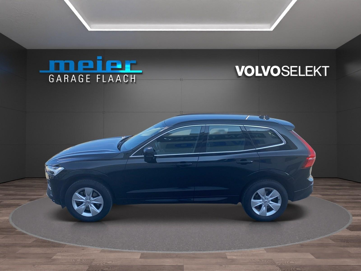 VOLVO XC60 2.0 B5 MH Momentum AWD