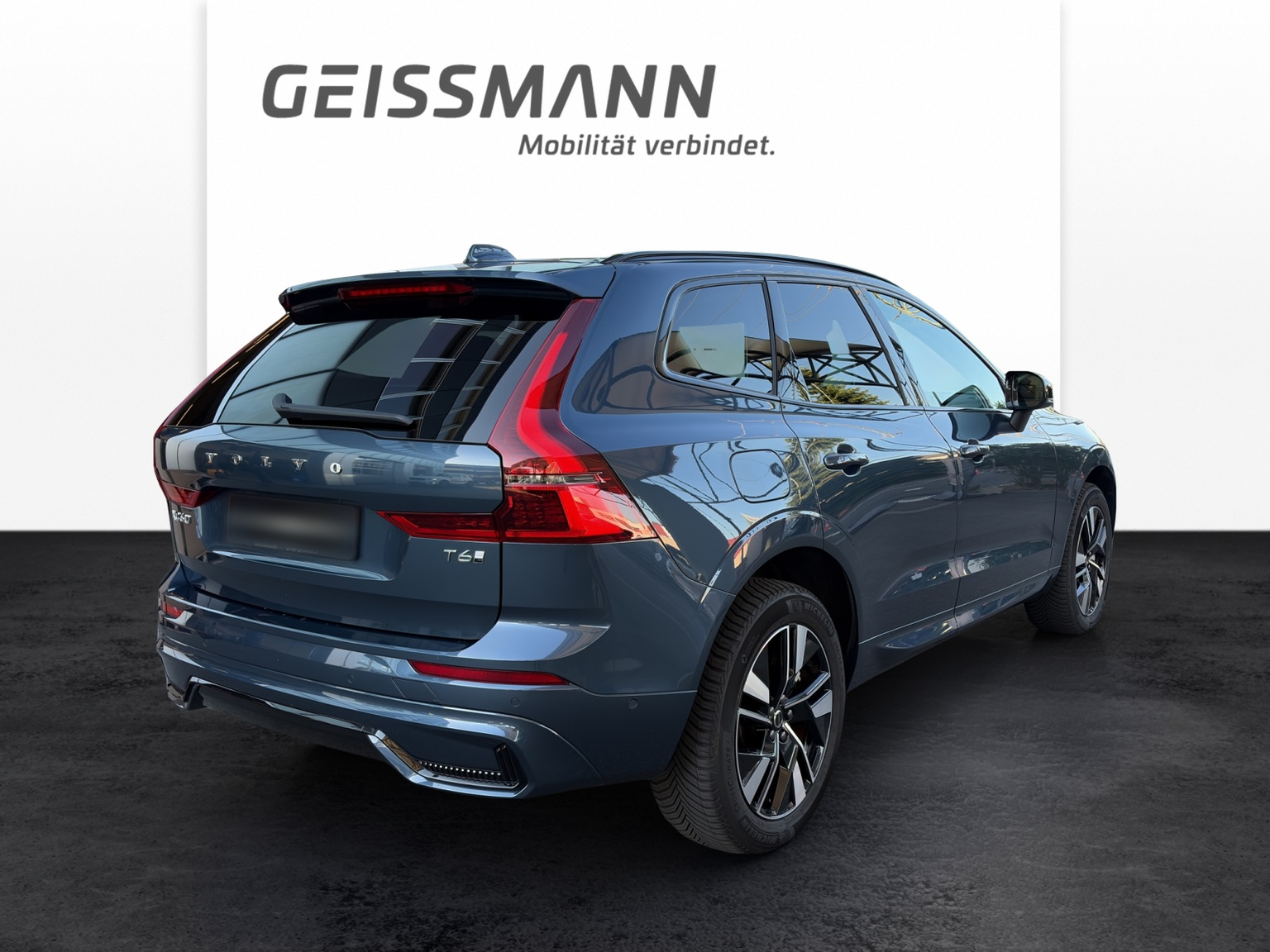 VOLVO XC60 2.0 T6 TE Plus Dark eAWD