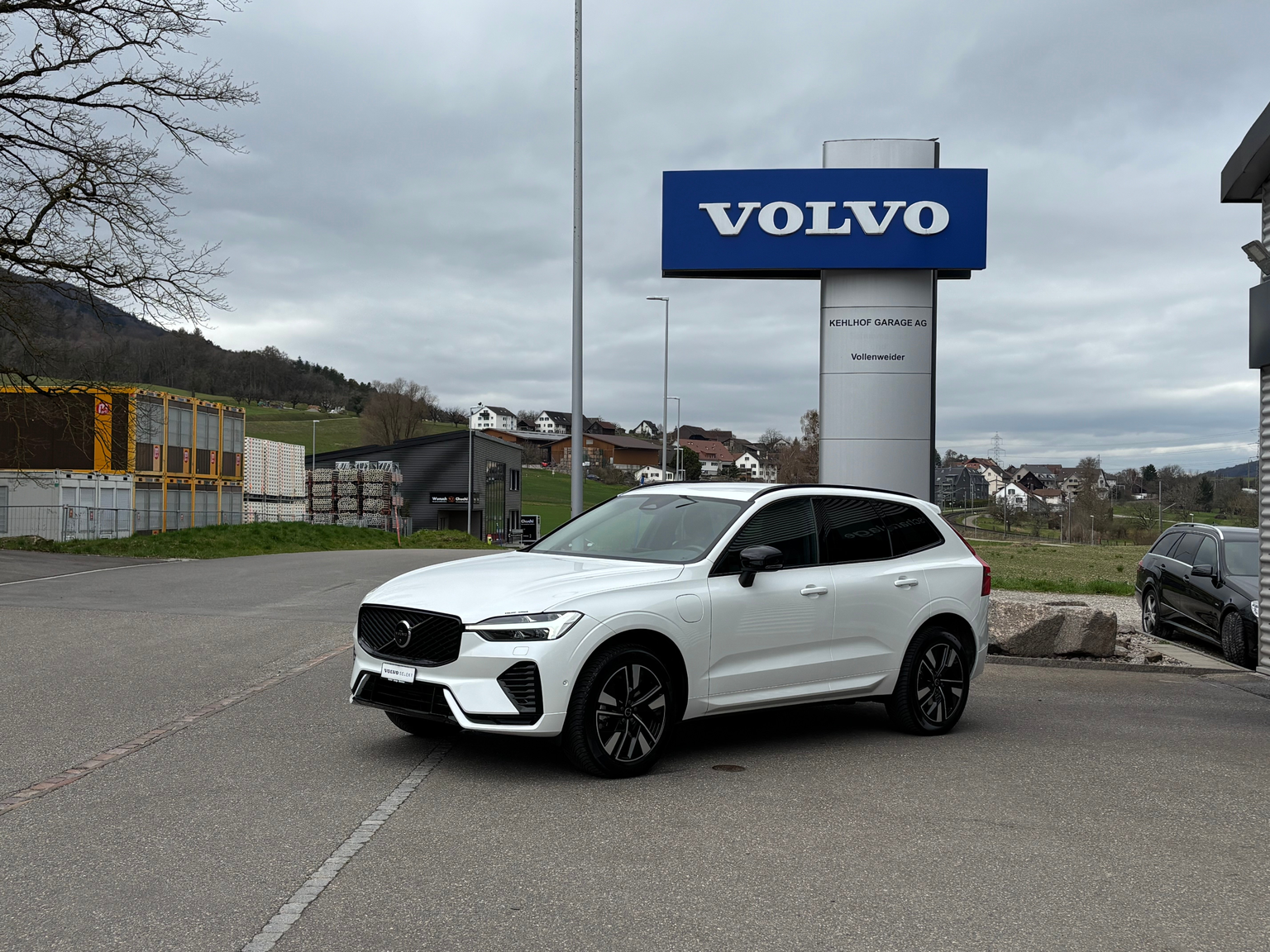 VOLVO XC60 2.0 T8 TE Plus Dark eAWD