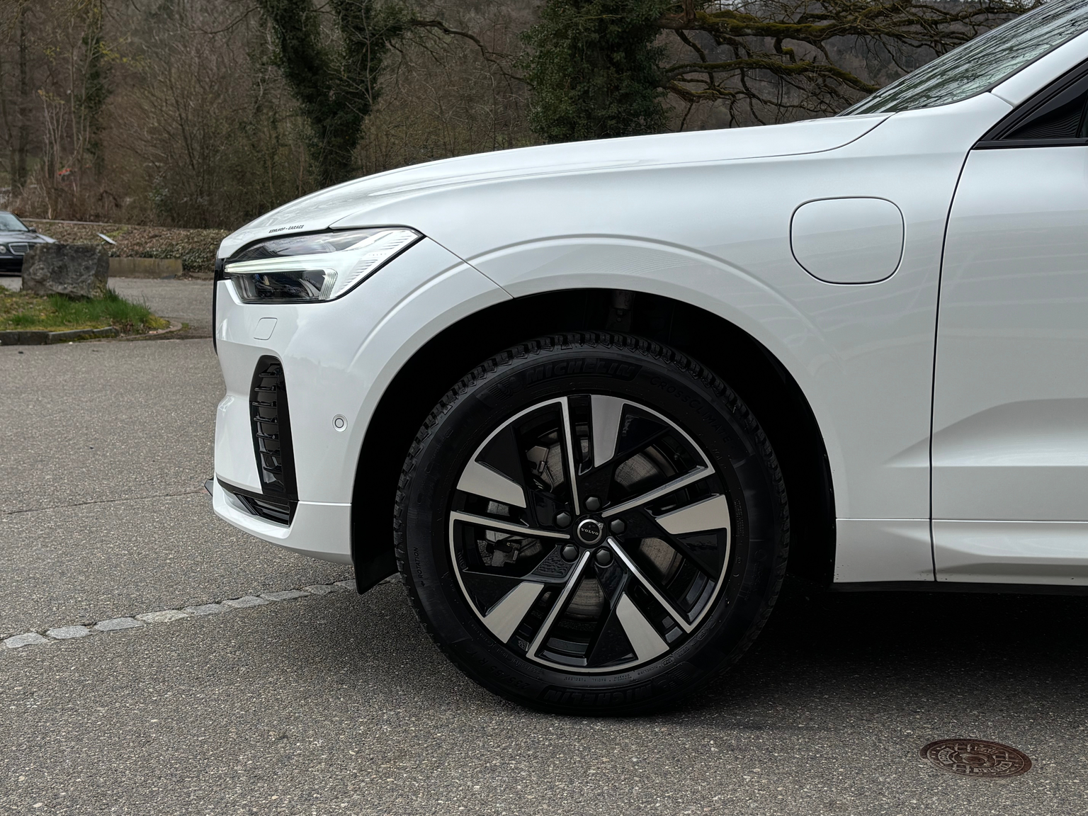 VOLVO XC60 2.0 T8 TE Plus Dark eAWD