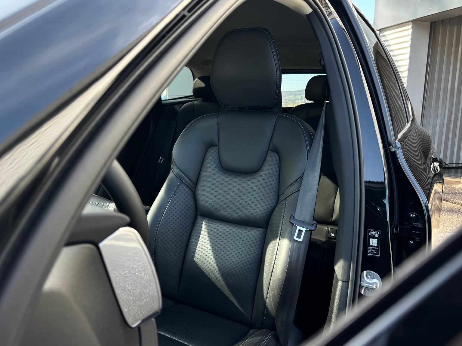 VOLVO XC60 2.0 T8 TE Plus Dark eAWD