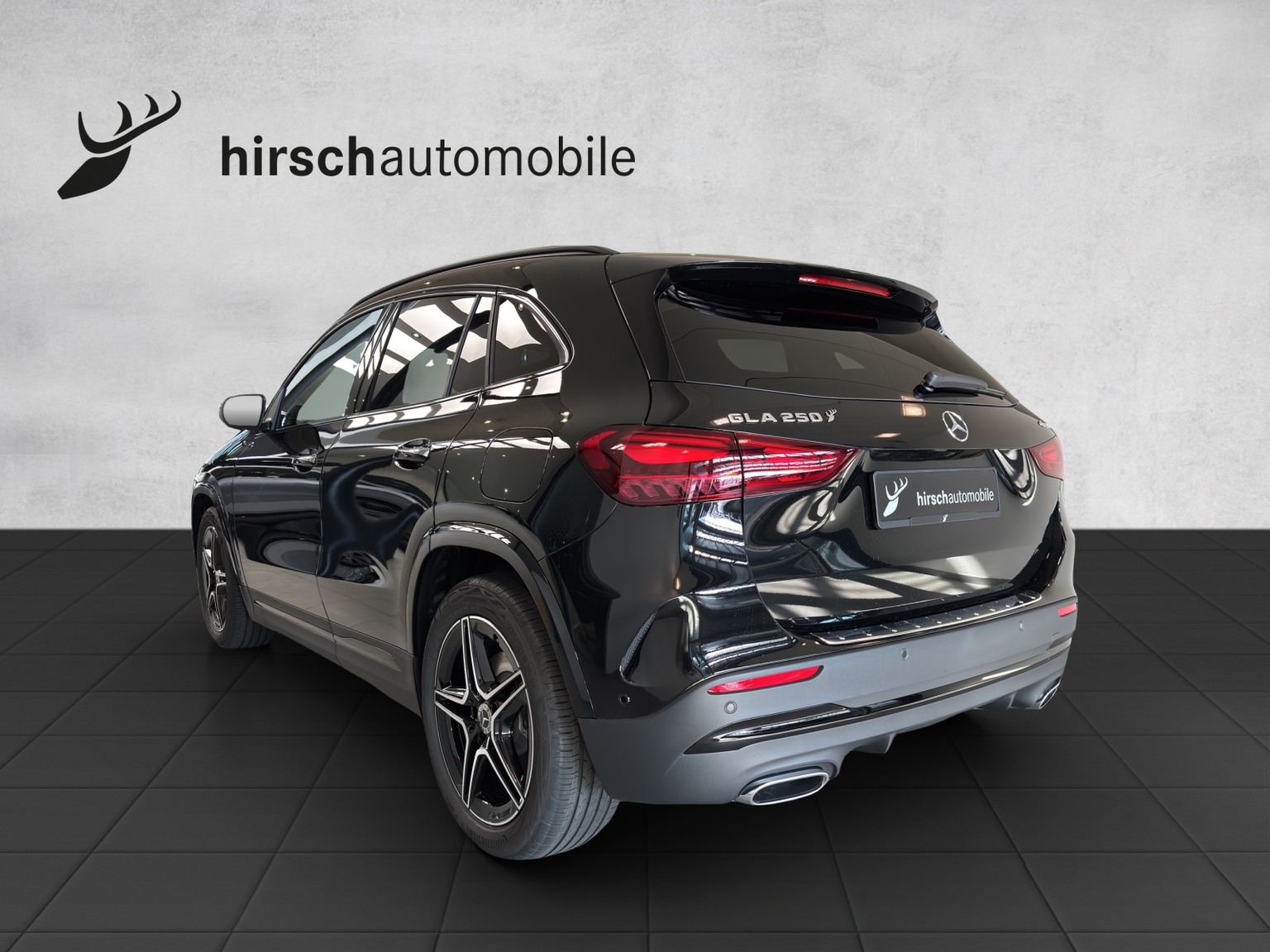 MERCEDES-BENZ GLA 250 4Matic 8G-DCT Swiss Star