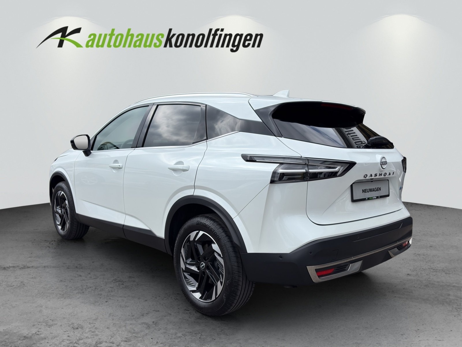NISSAN Qashqai 1.5 VC-T N-Connecta