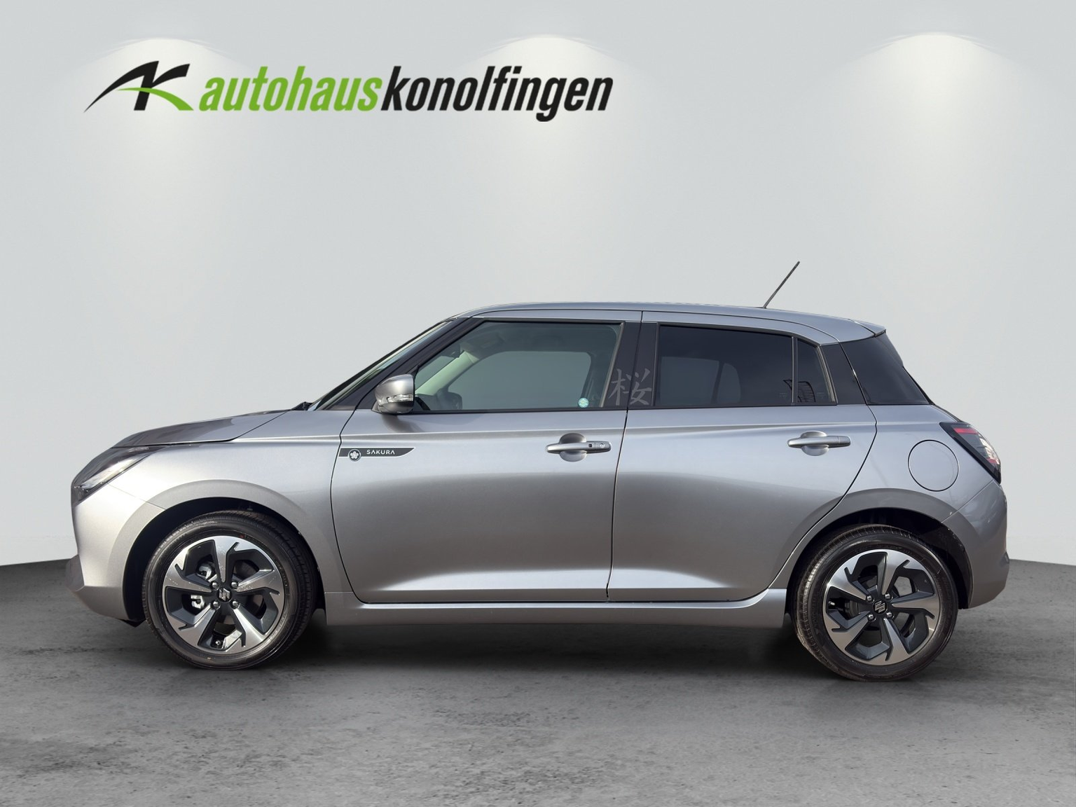 SUZUKI Swift 1.2 Sakura Top Hybrid