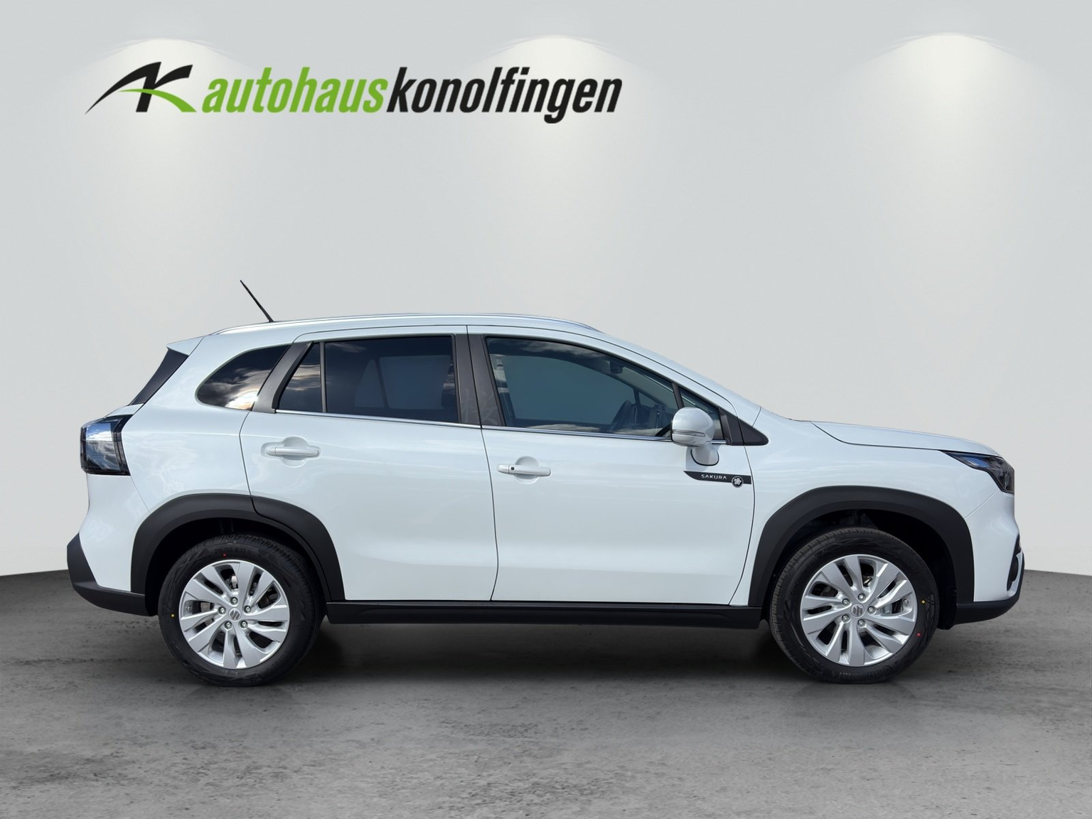 SUZUKI S-Cross 1.4 T Sakura Hybrid 4x4