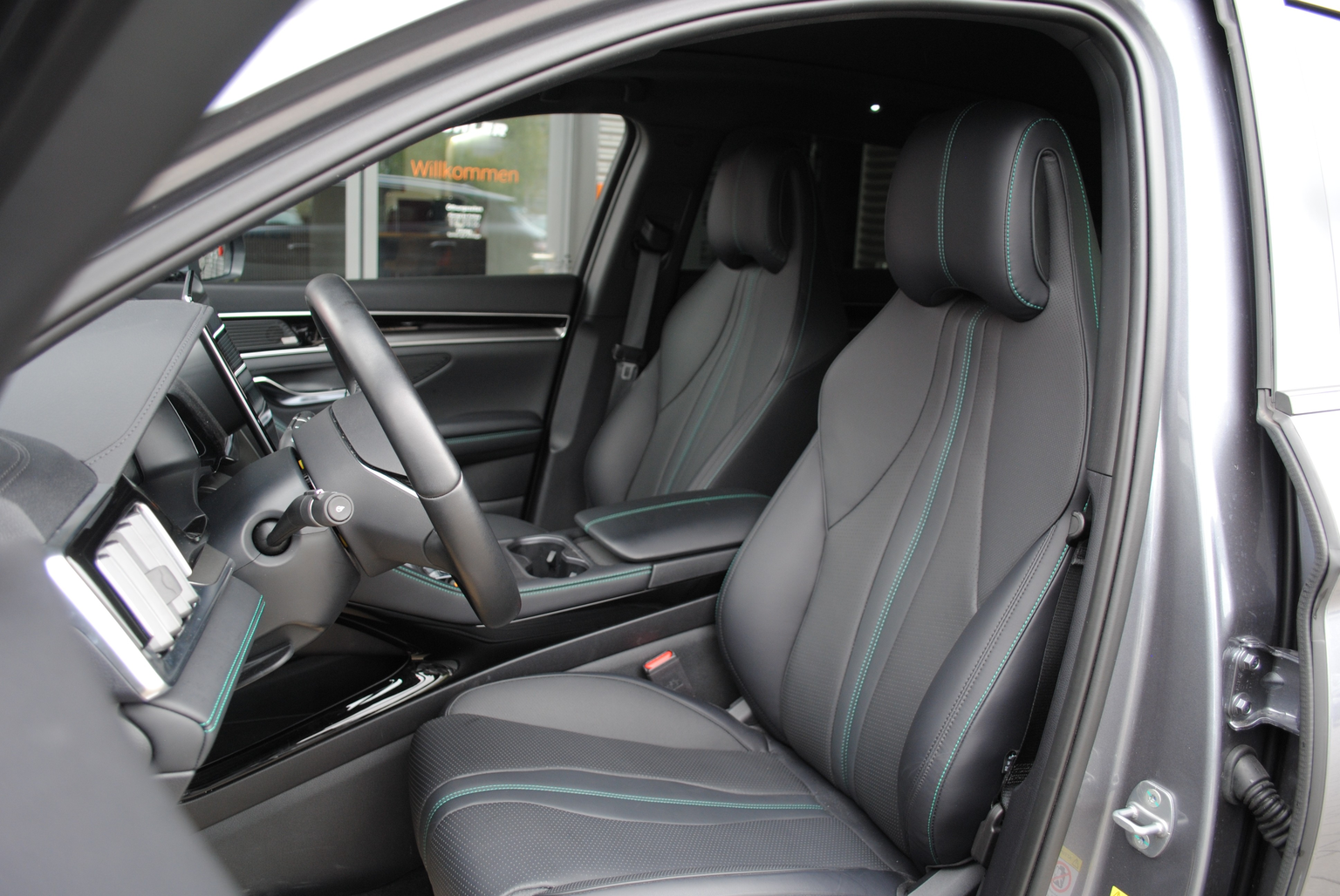BYD Seal U DM-i Design AWD