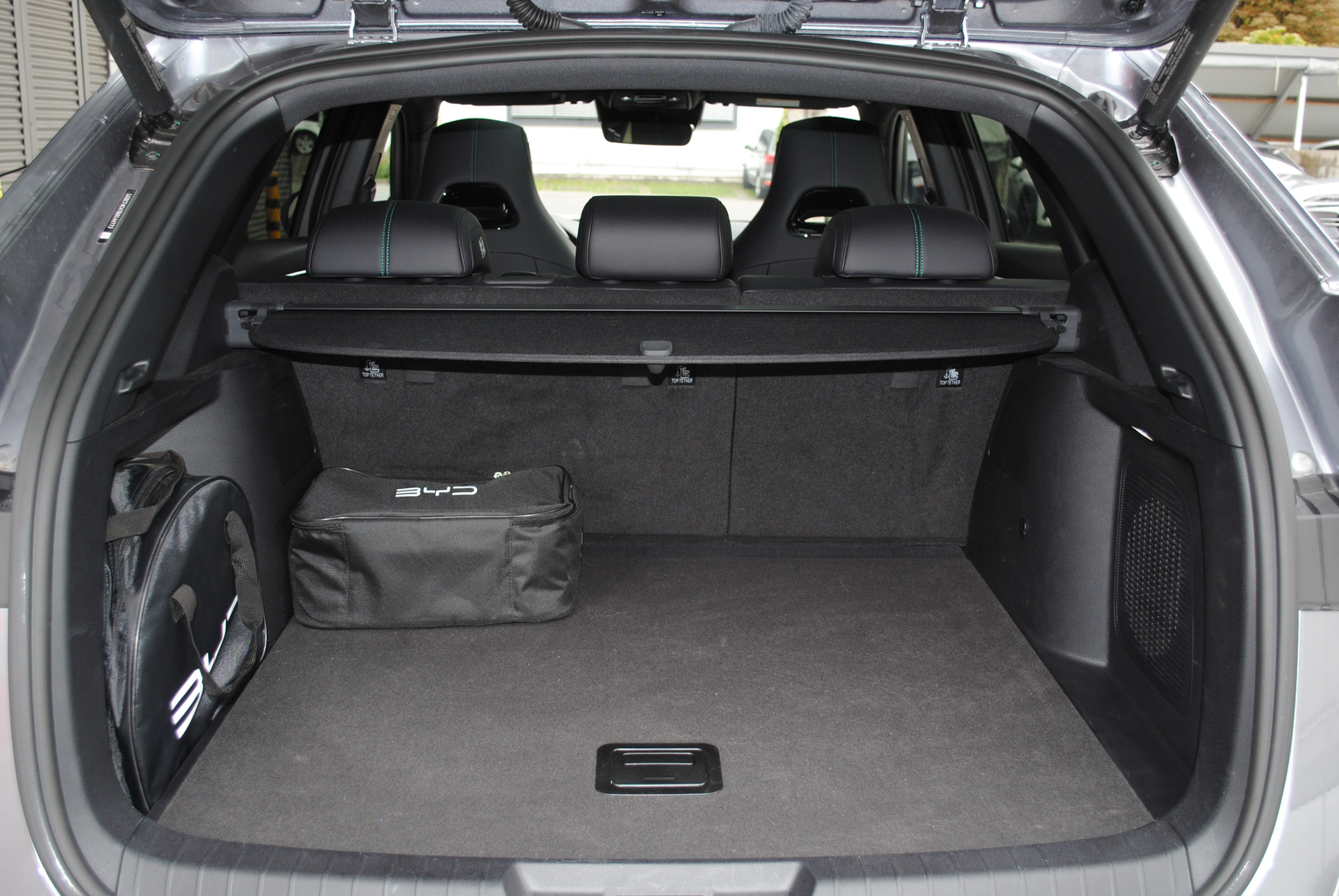 BYD Seal U DM-i Design AWD