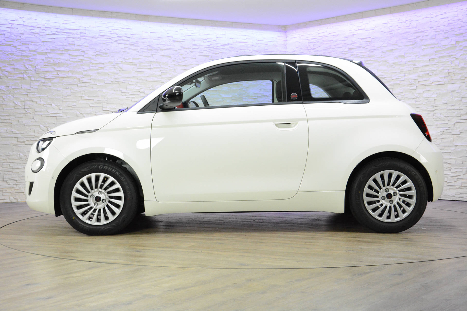 FIAT 500 Red Komfortpaket