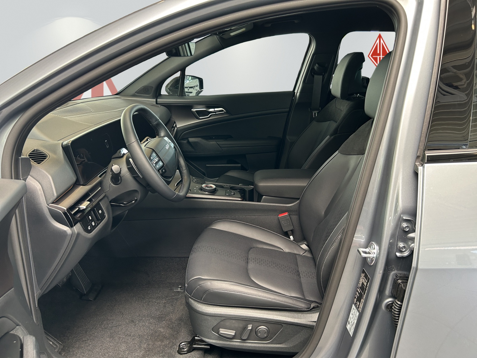 KIA Sportage 1.6 T-GDi Hybrid Black Edition