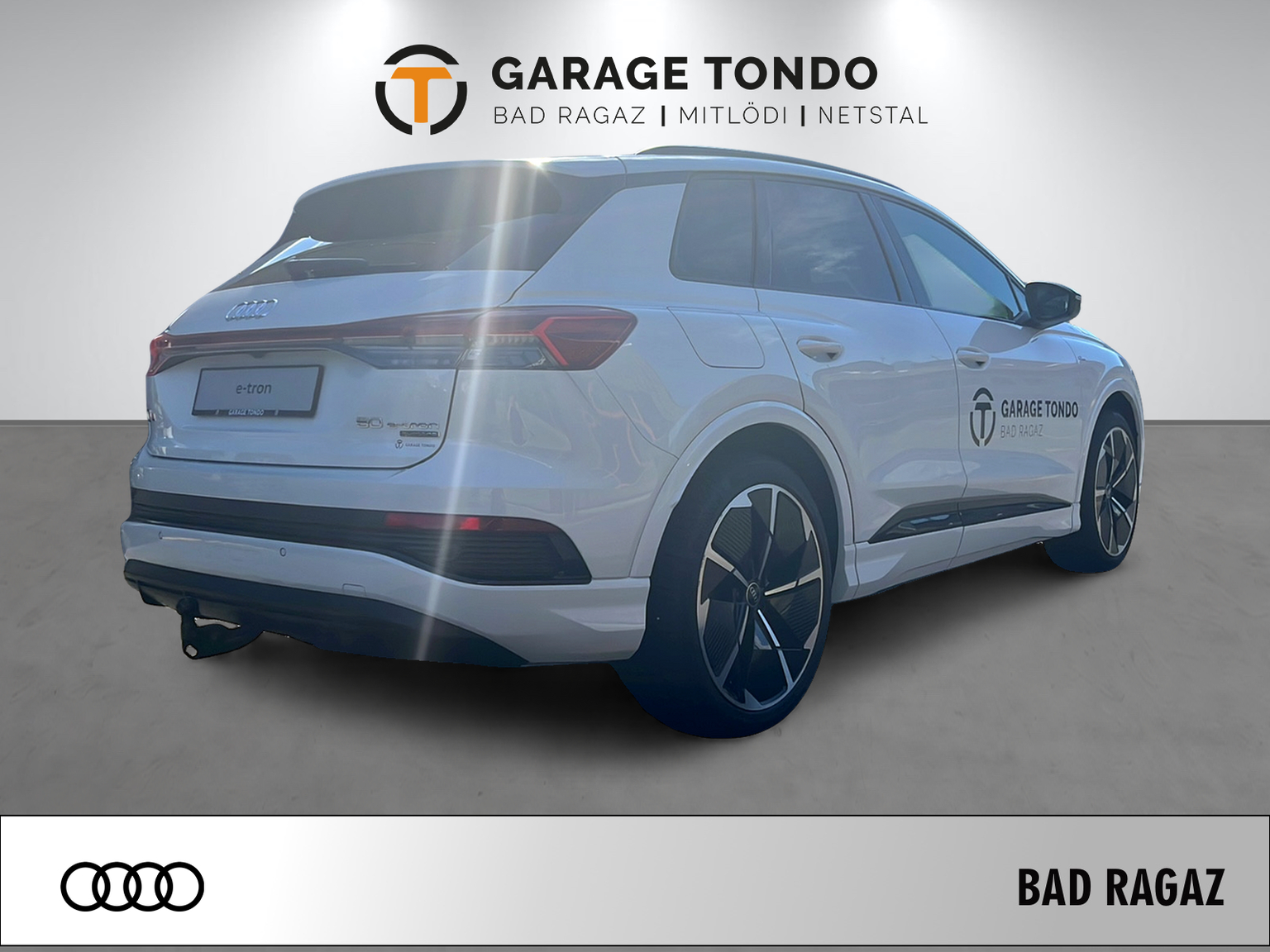AUDI Q4 e-tron 50 quattro
