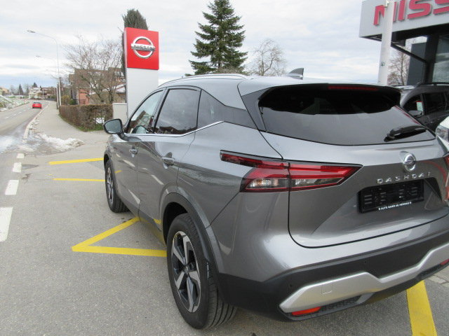 NISSAN Qashqai 1.3 DIG-T N-Connecta 4x4