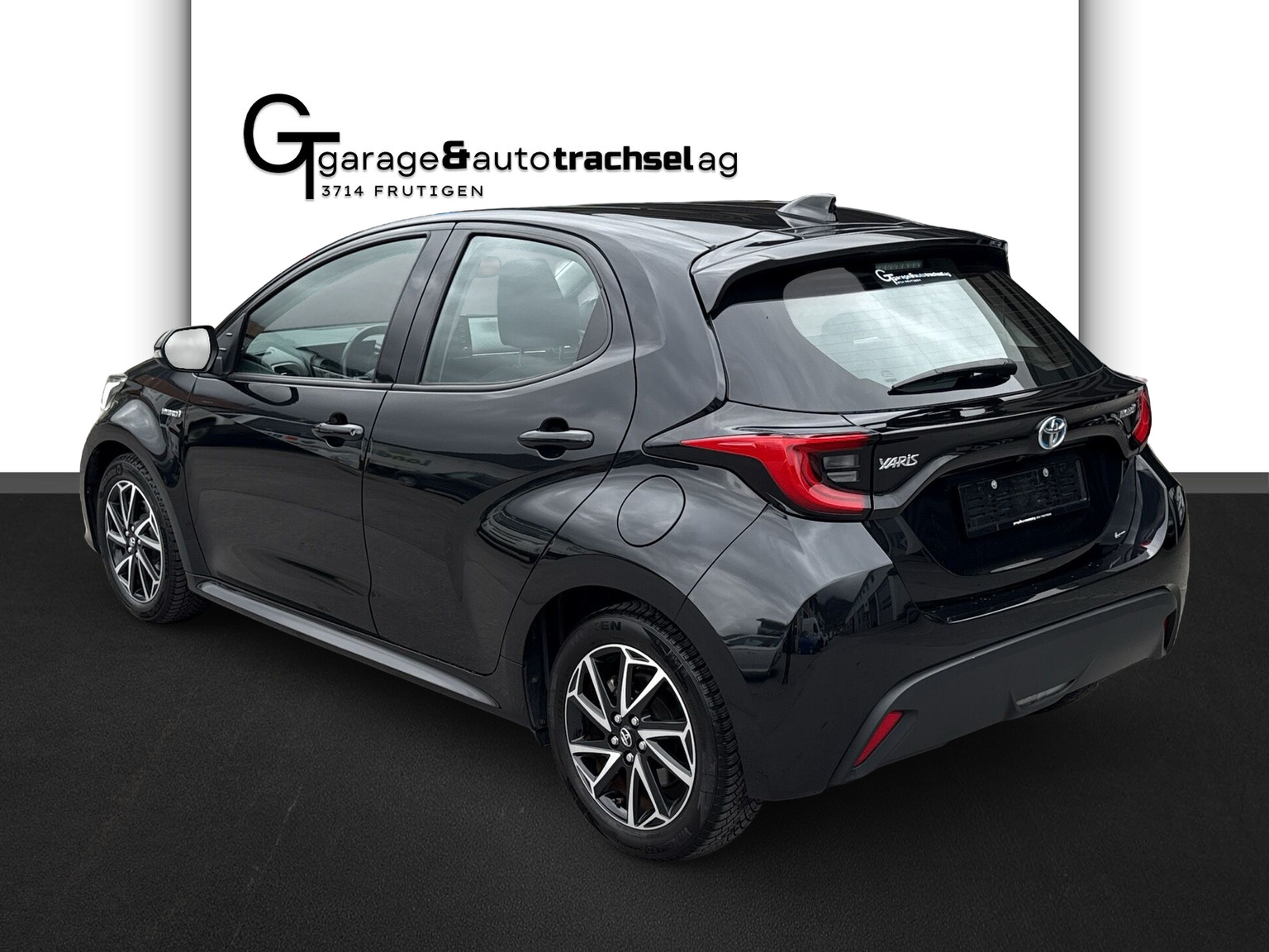 TOYOTA Yaris 1.5 Comfort e-CVT