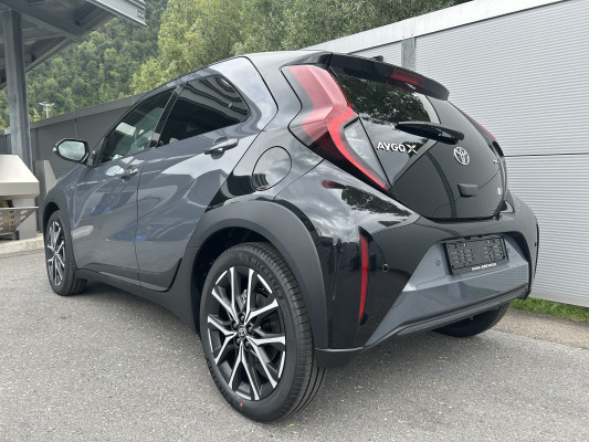 TOYOTA Aygo X 1.5 Sty. e-CVT Tr.