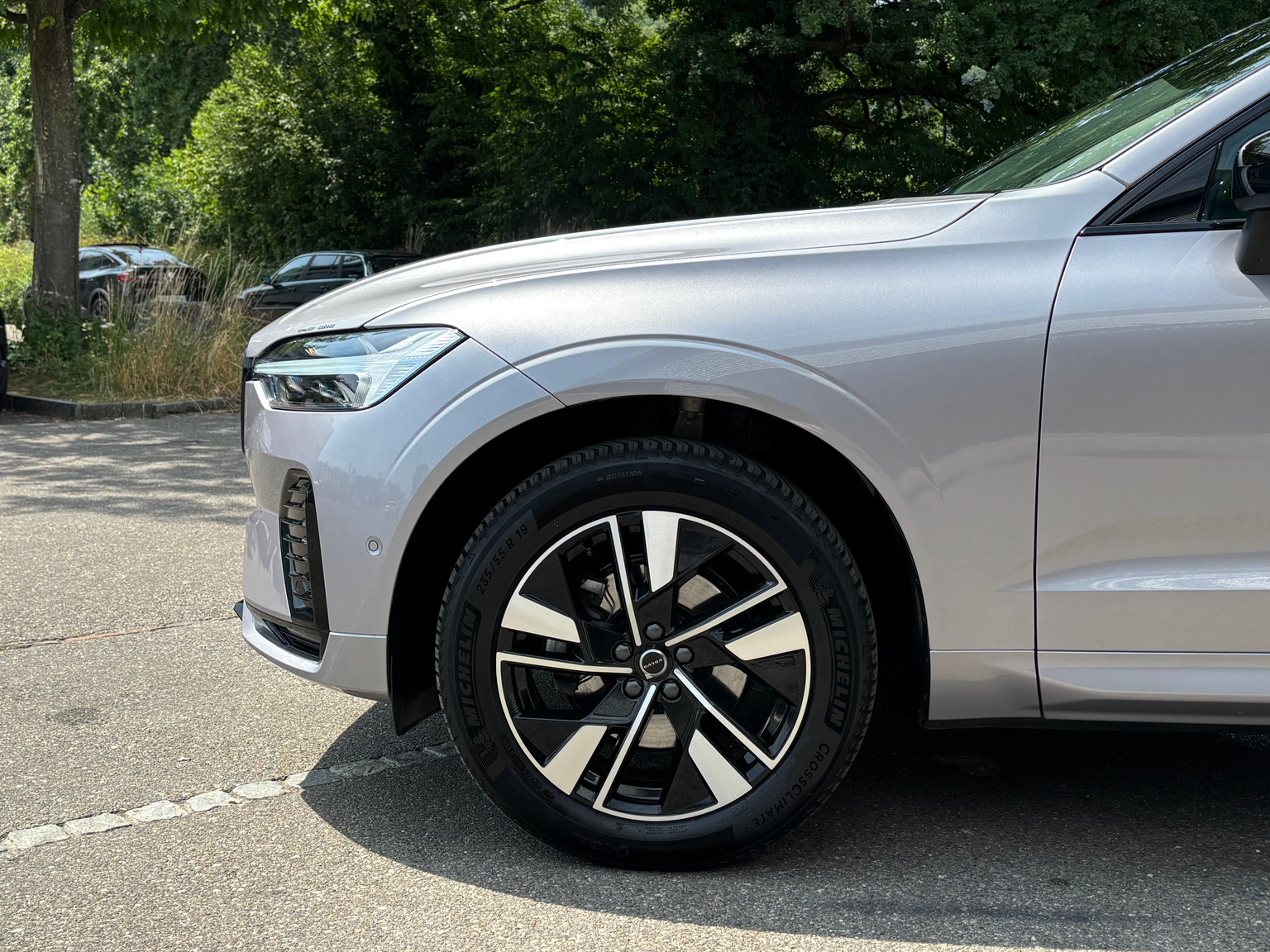 VOLVO XC60 2.0 B5 MH Plus Dark AWD