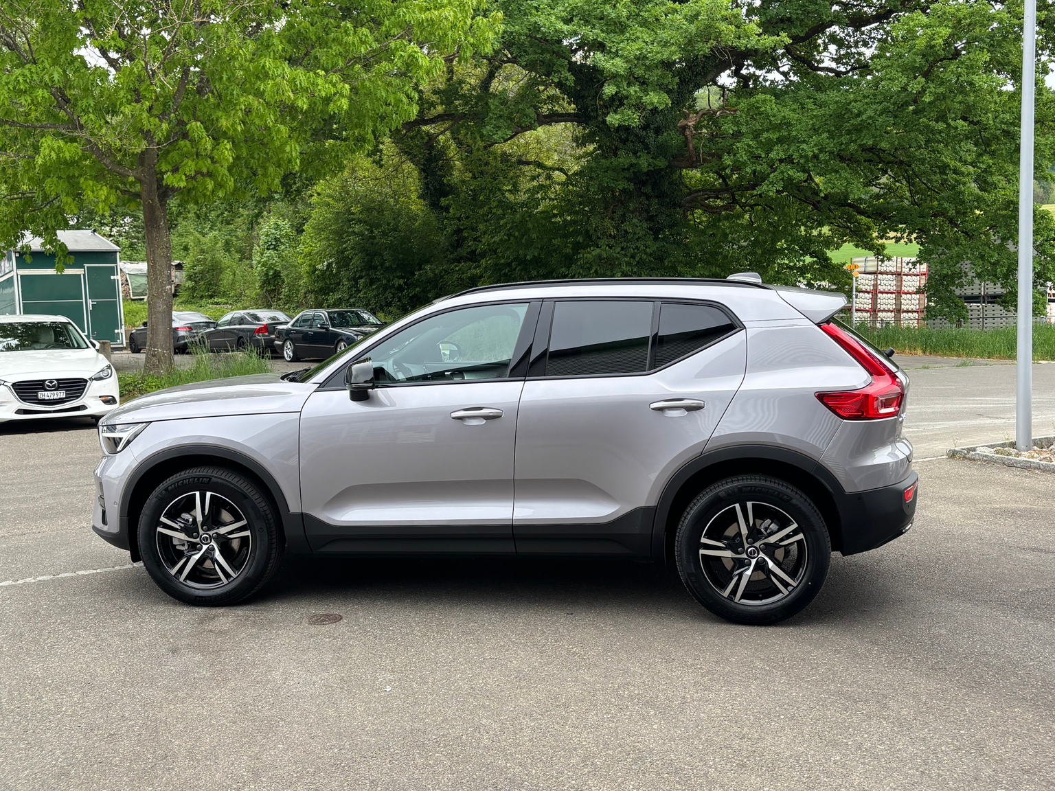 VOLVO XC40 2.0 B4 MH Plus Dark